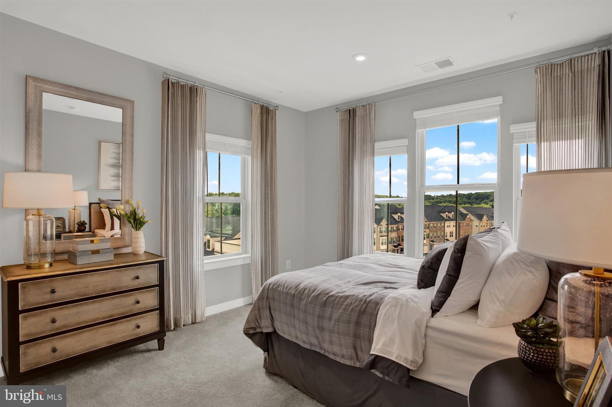 TURF VALLEY - Residential