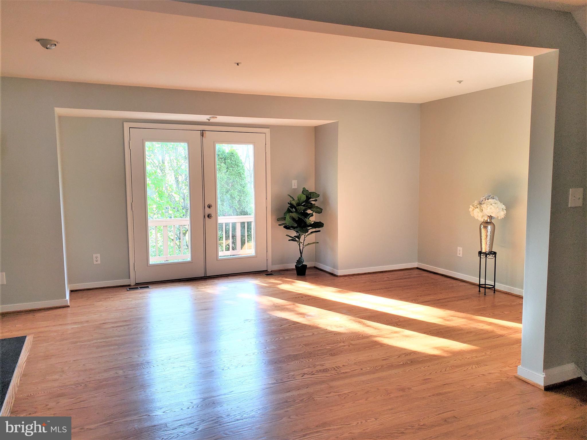 ROCKCREST - Residential Lease