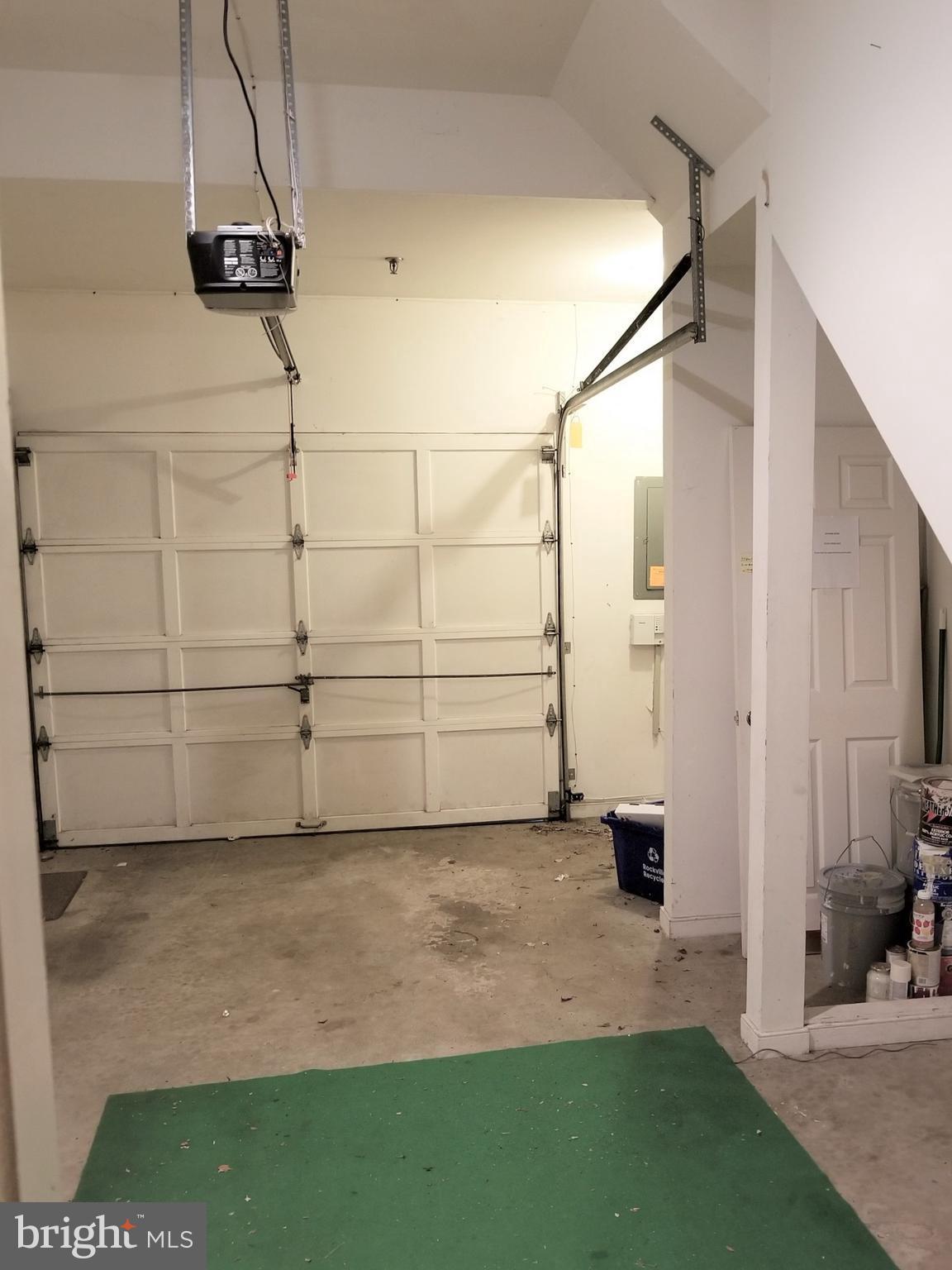 ROCKCREST - Residential Lease