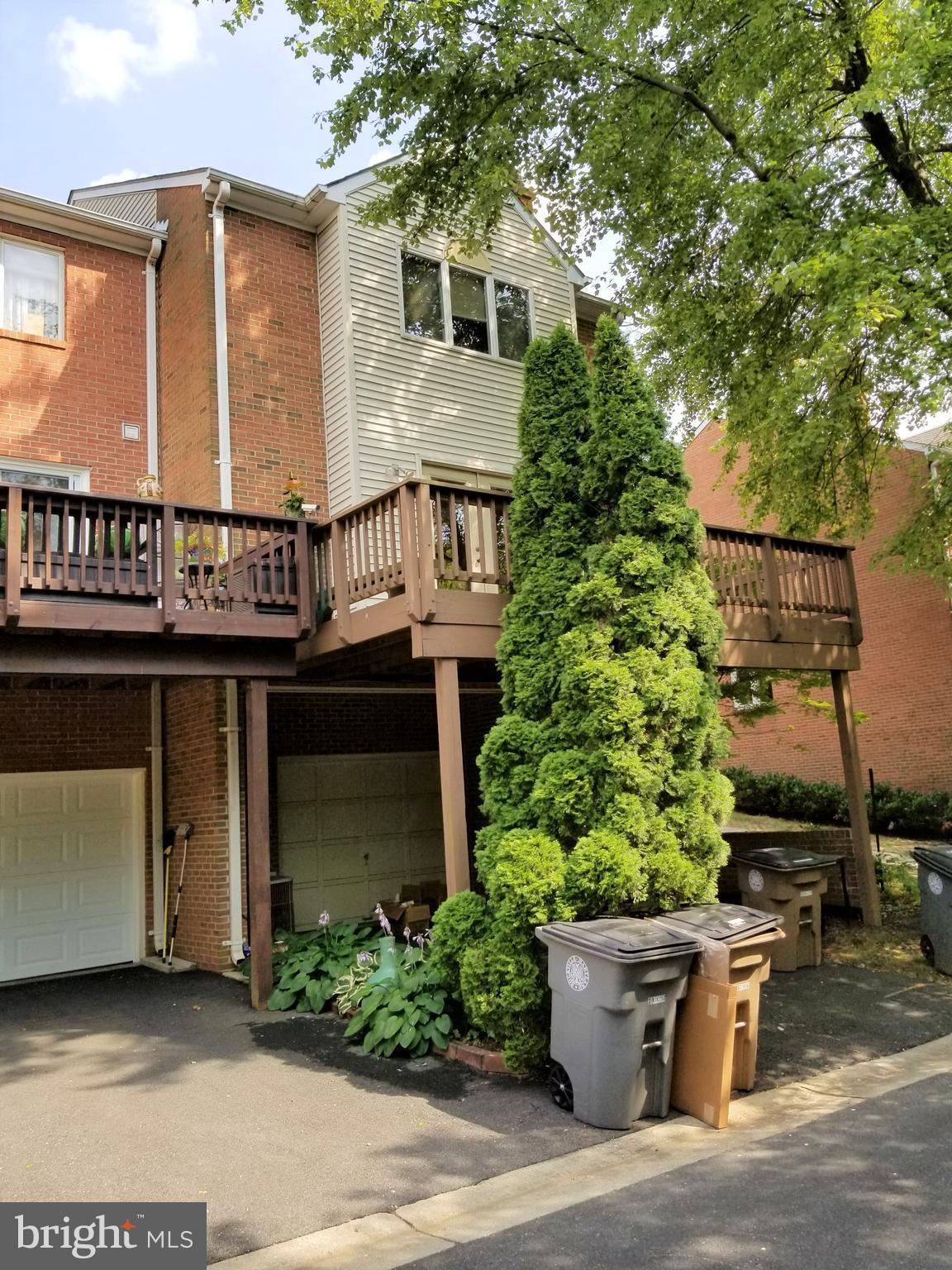 ROCKCREST - Residential Lease