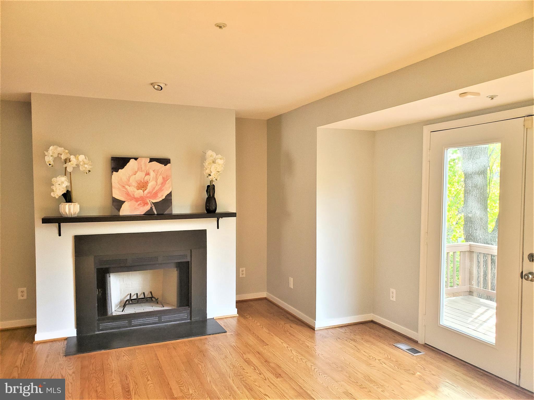 ROCKCREST - Residential Lease