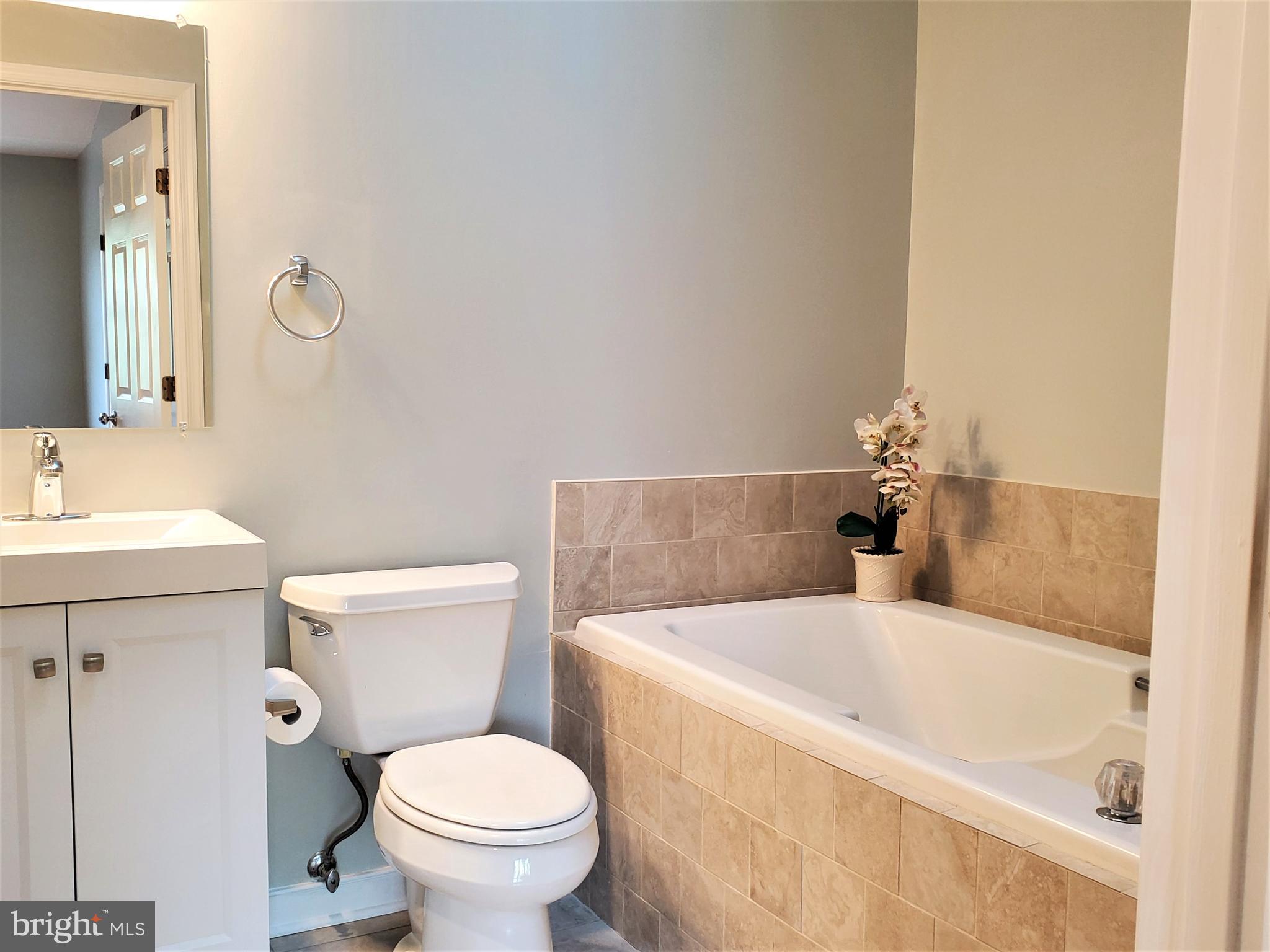 ROCKCREST - Residential Lease