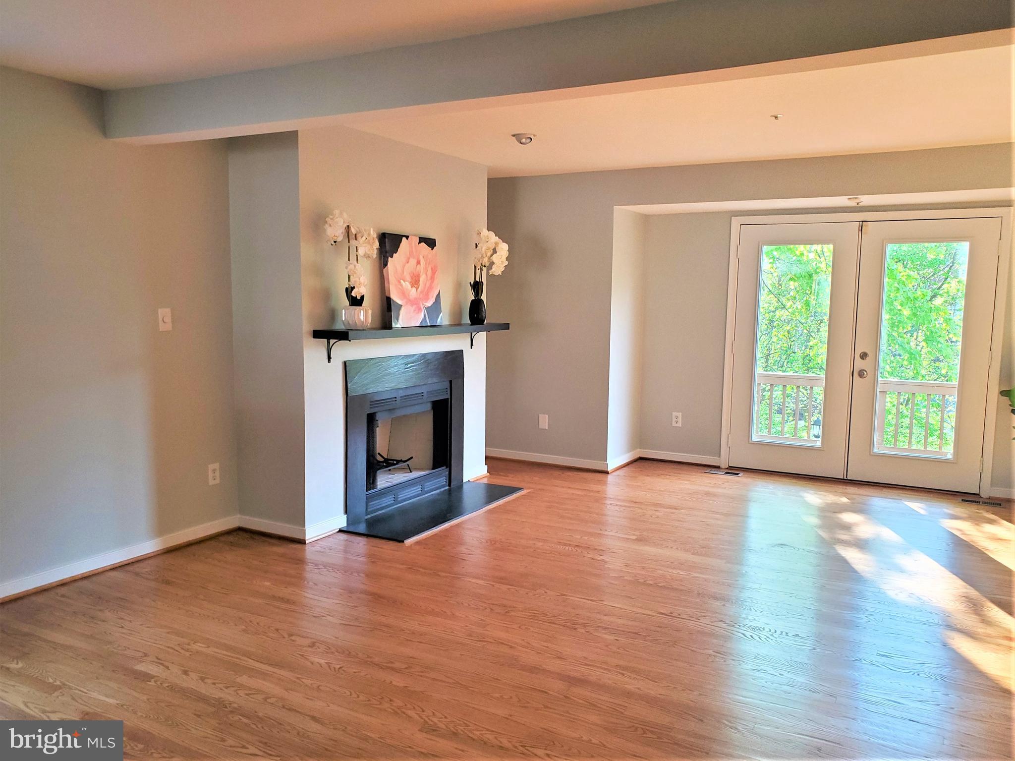 ROCKCREST - Residential Lease