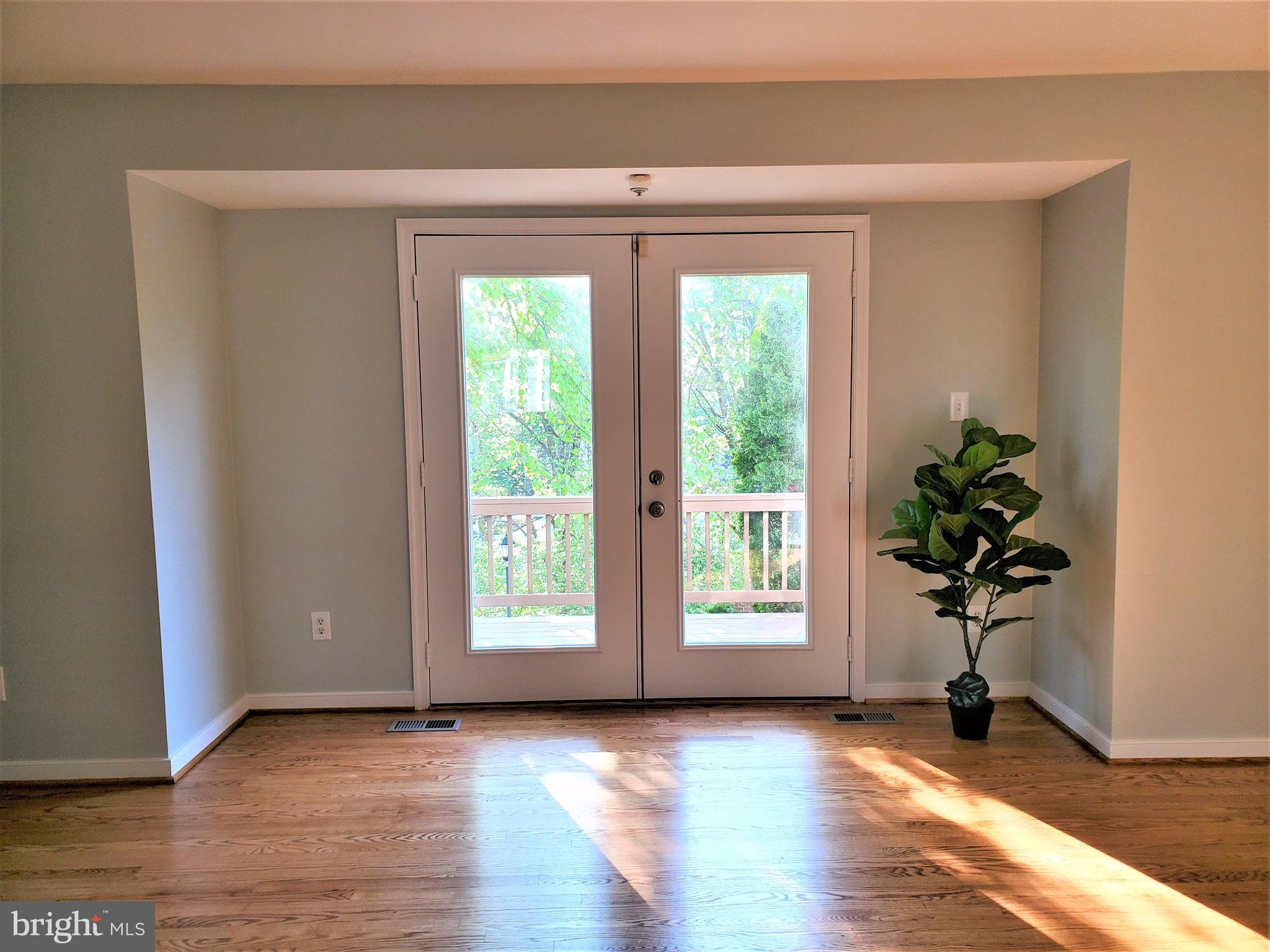 ROCKCREST - Residential Lease