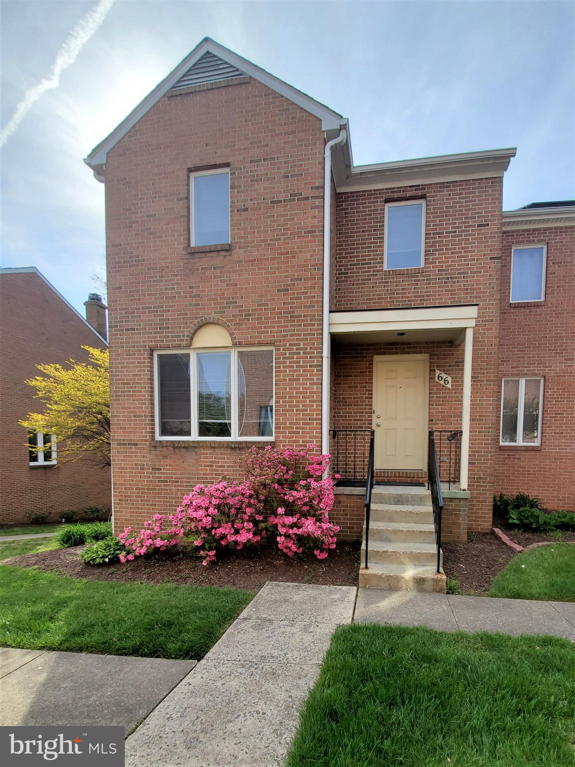 ROCKCREST - Residential Lease