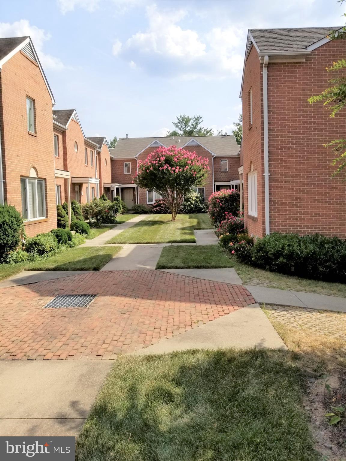 ROCKCREST - Residential Lease