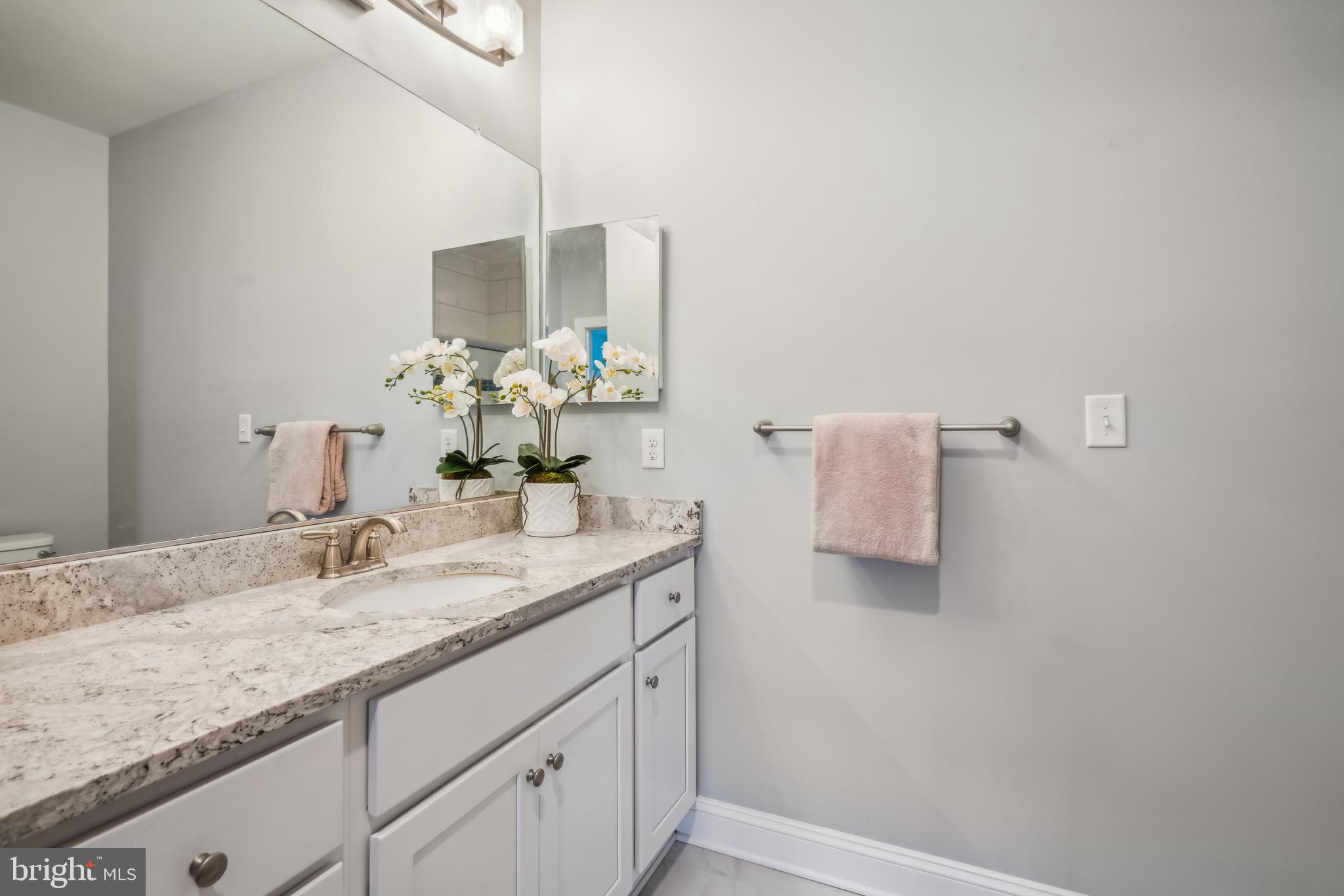 BAY BRIDGE COVE - Residential