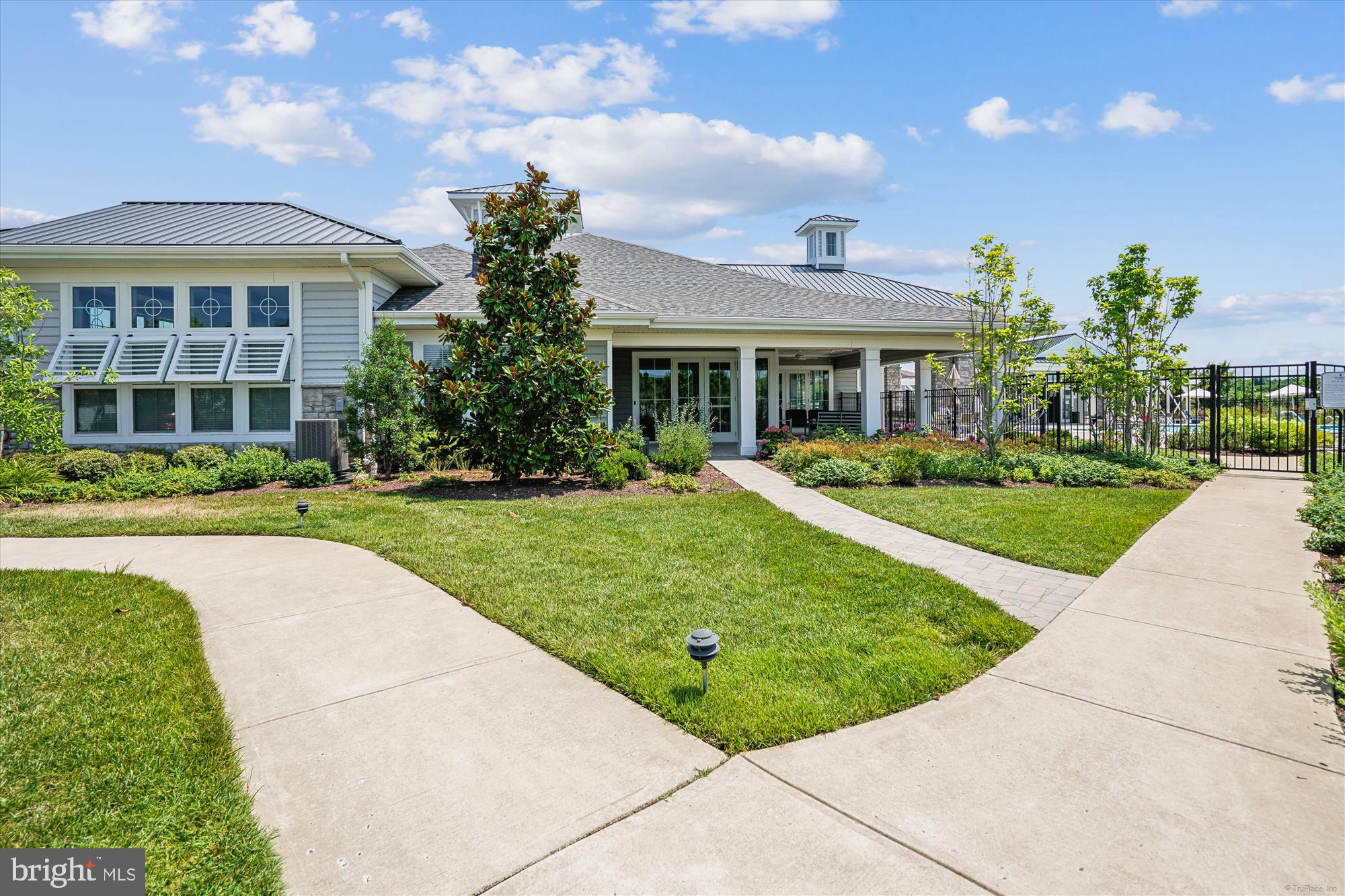 BAY BRIDGE COVE - Residential