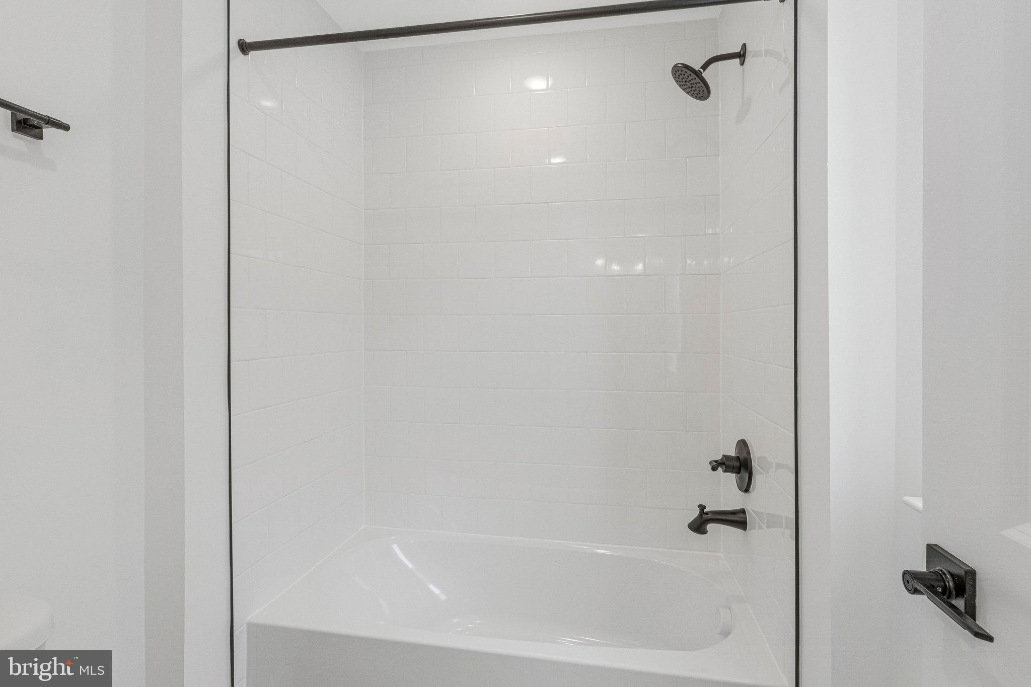 ENCLAVE AT ARUNDEL HILLS - Residential