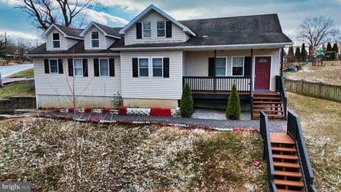 4761 LAWNTARA STREET HARRISBURG PA 17111