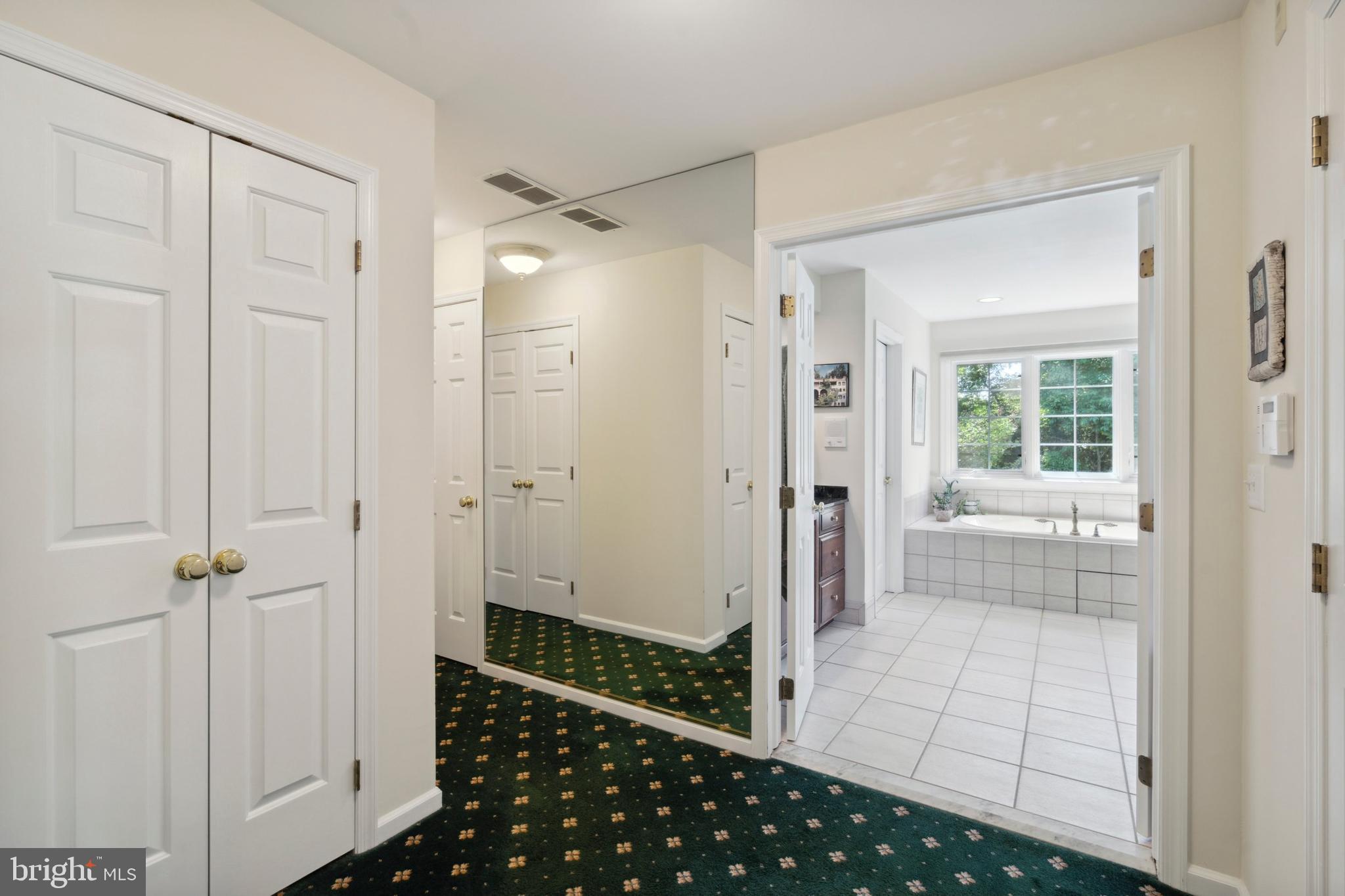 BRYN MAWR - Residential