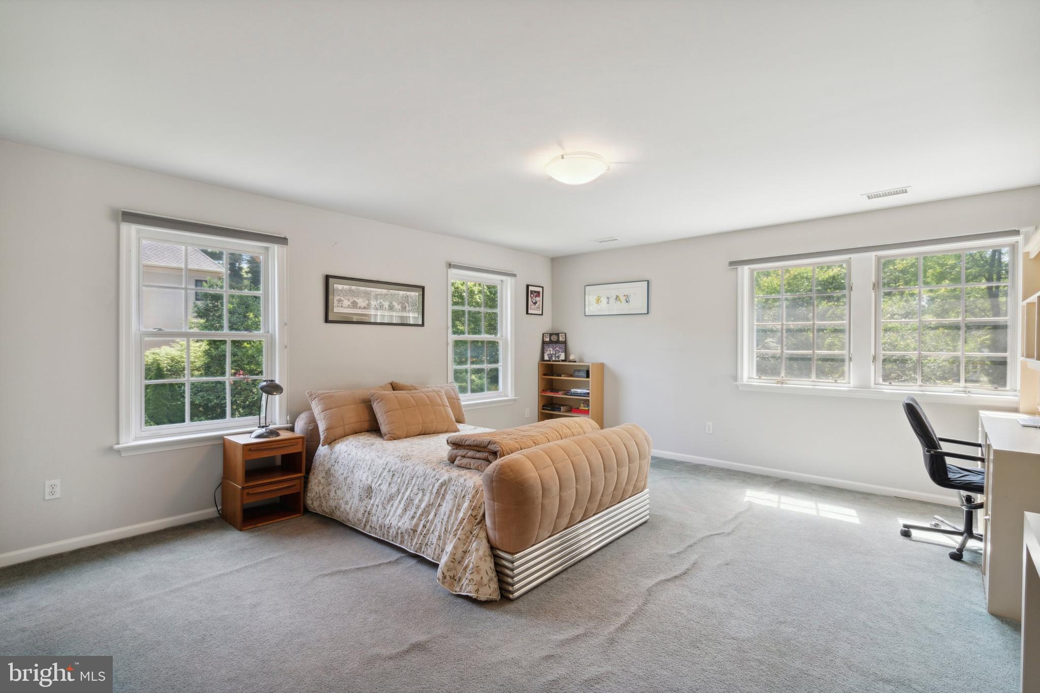 BRYN MAWR - Residential