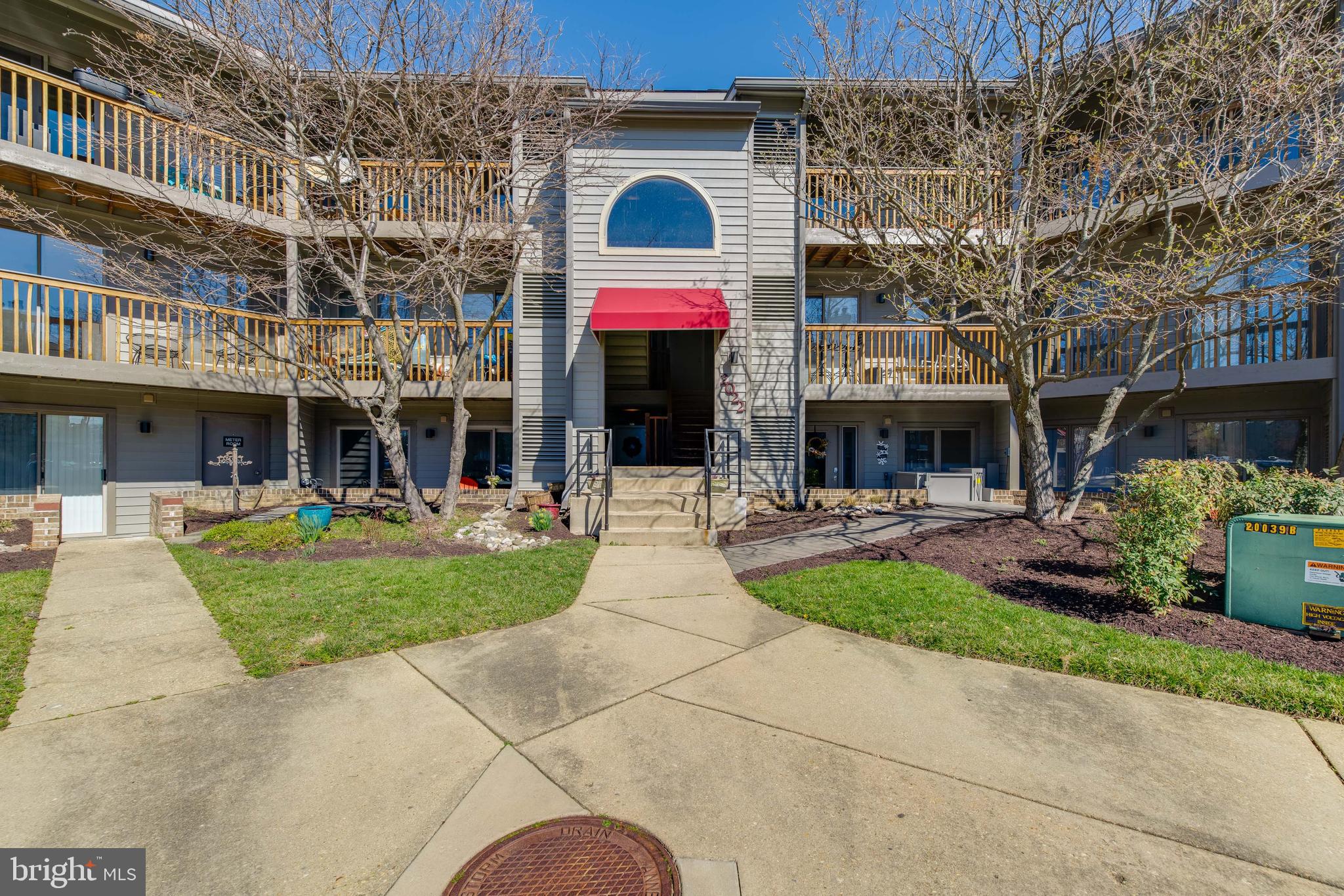 CHESAPEAKE HARBOUR - Residential