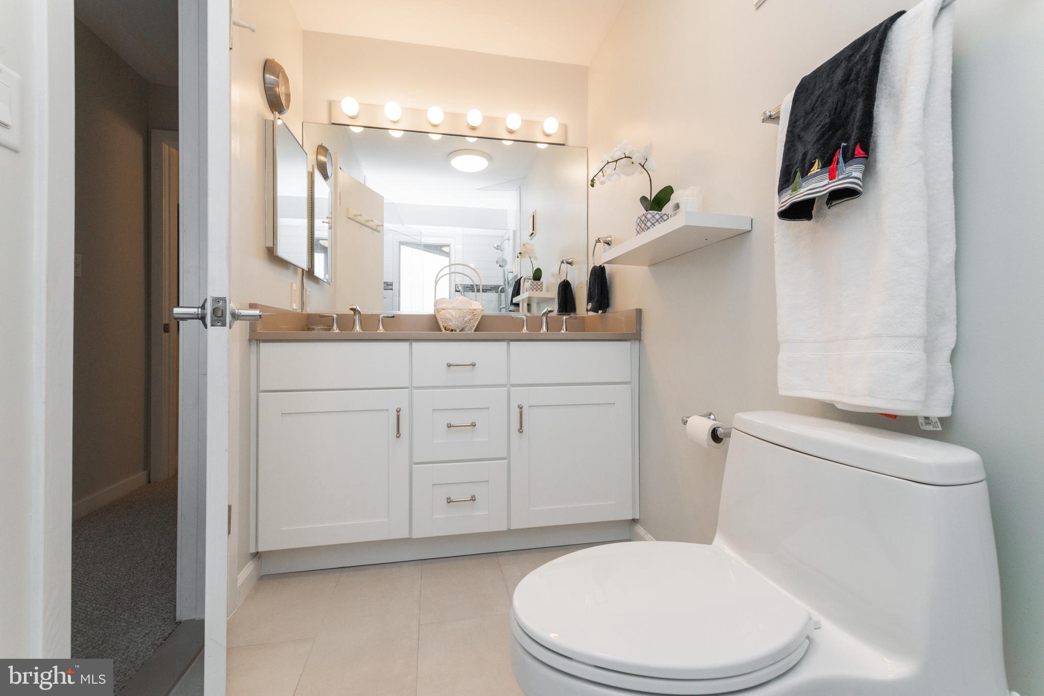 CHESAPEAKE HARBOUR - Residential