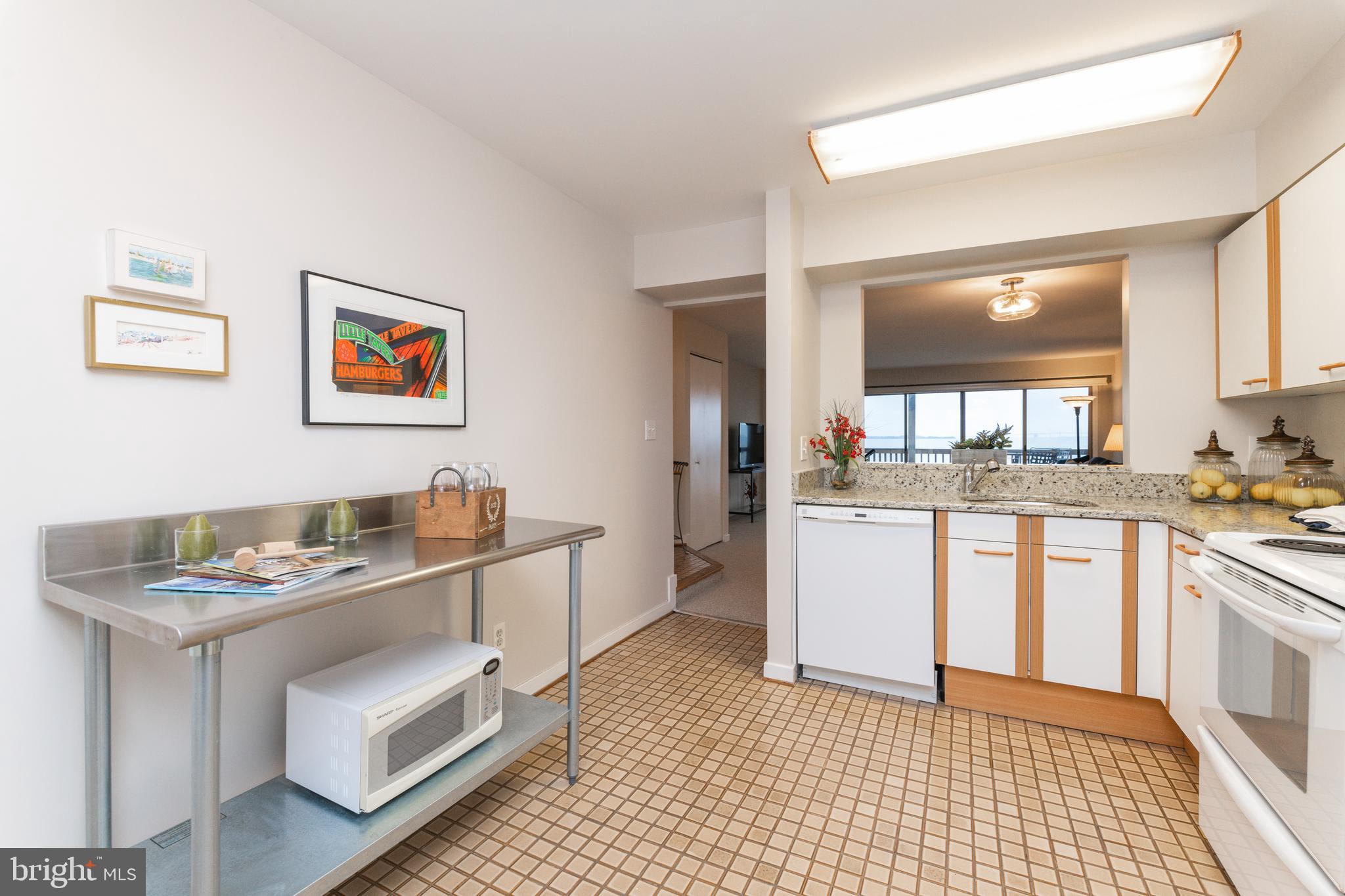 CHESAPEAKE HARBOUR - Residential