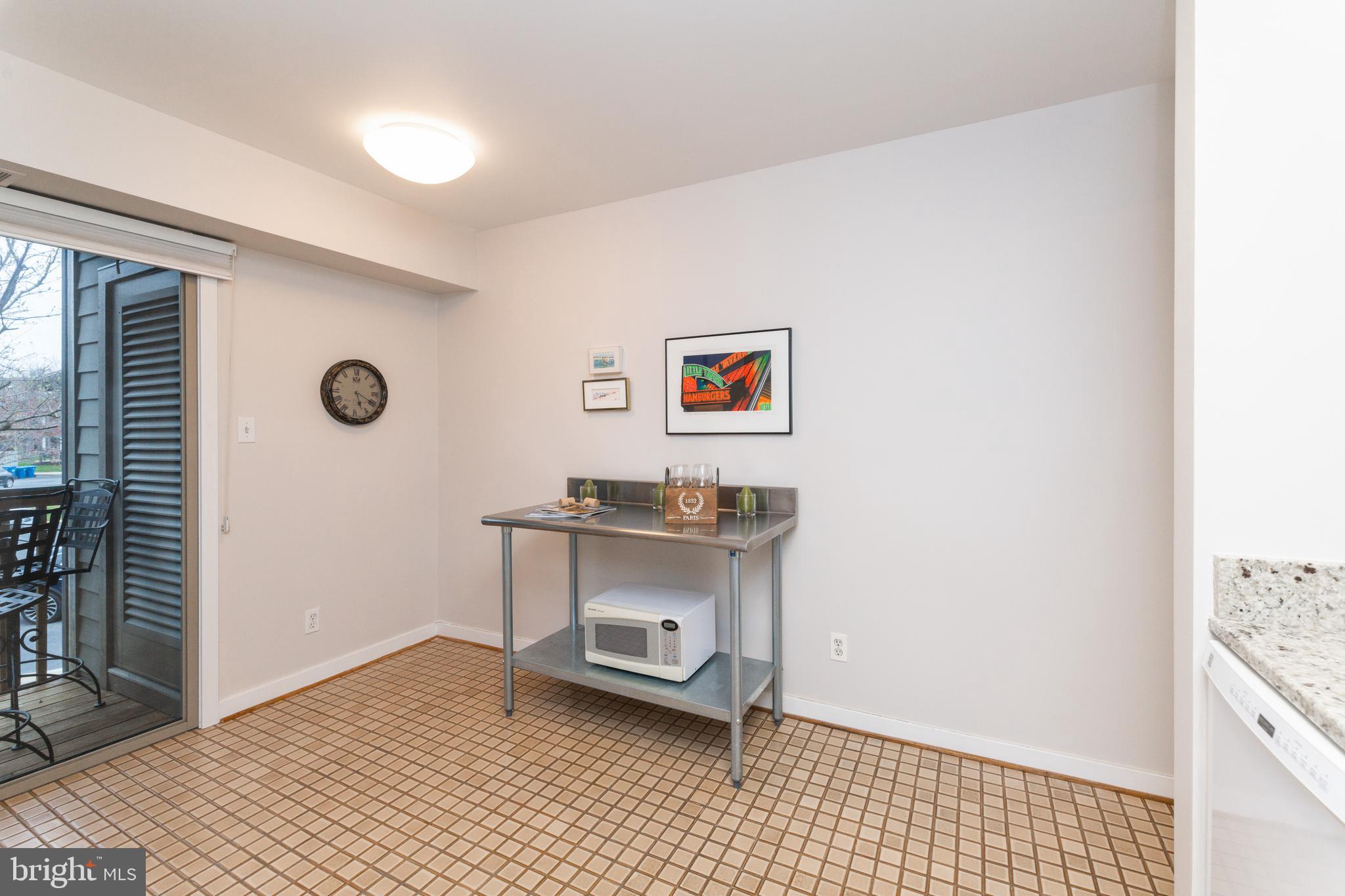 CHESAPEAKE HARBOUR - Residential