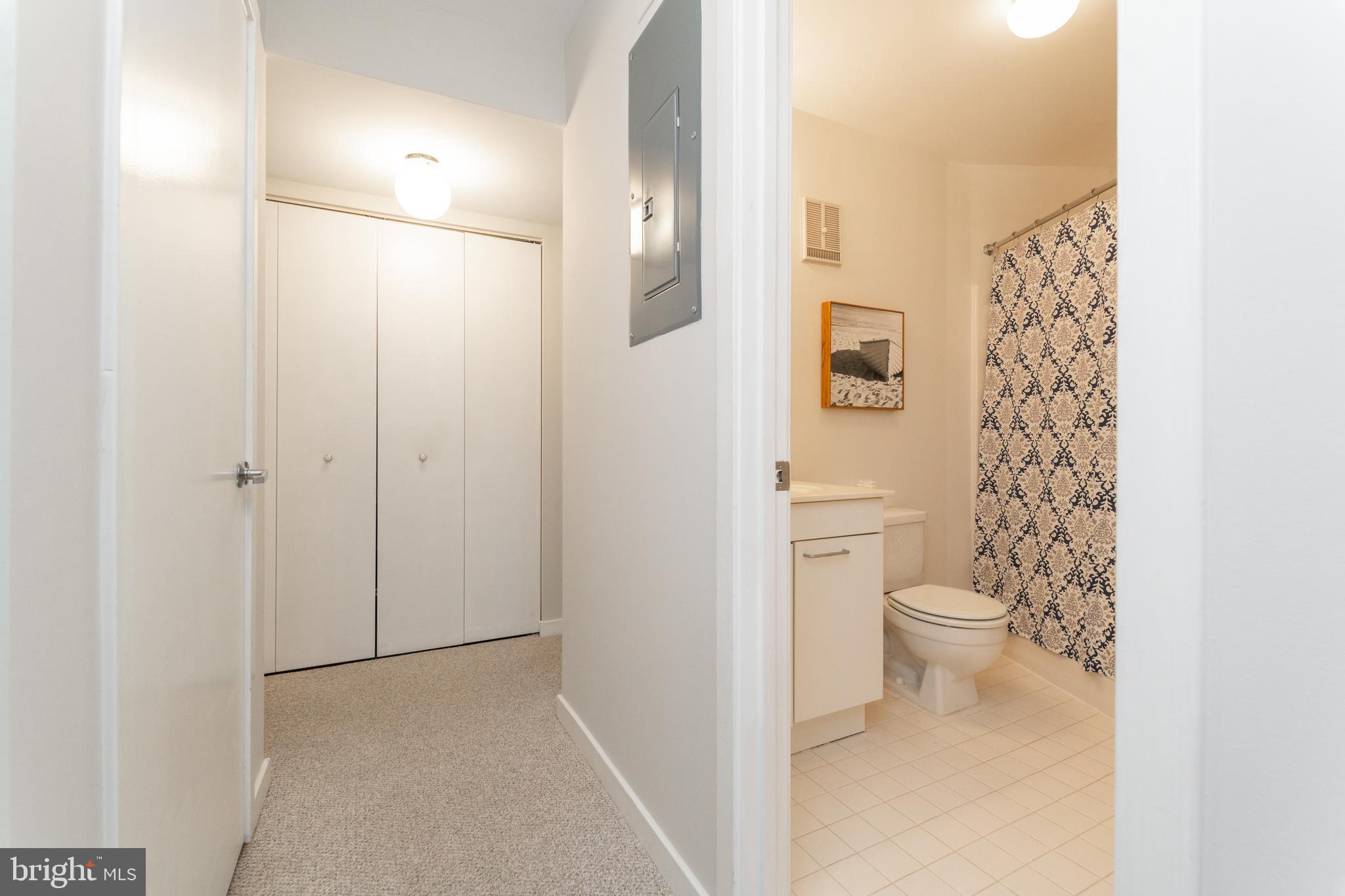 CHESAPEAKE HARBOUR - Residential