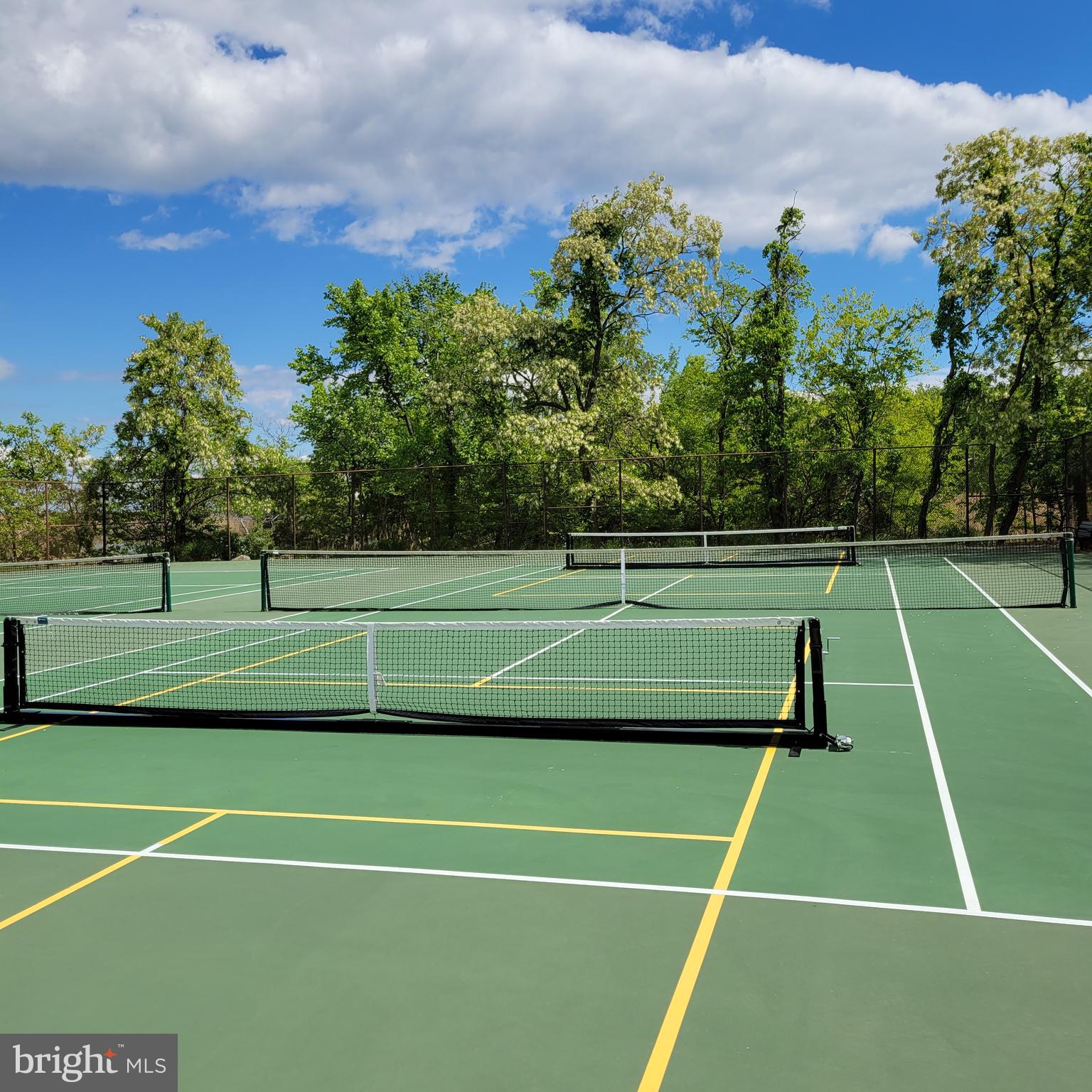 CHESAPEAKE HARBOUR - Residential