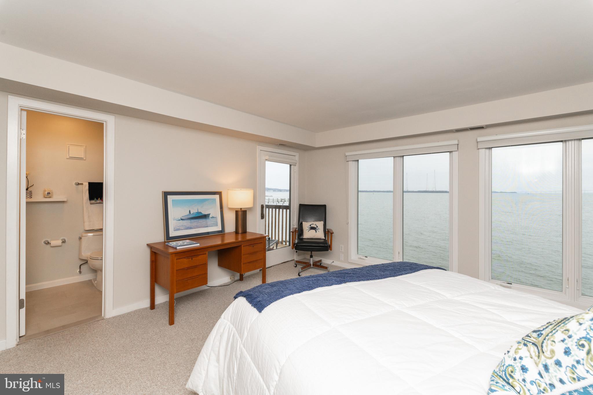 CHESAPEAKE HARBOUR - Residential