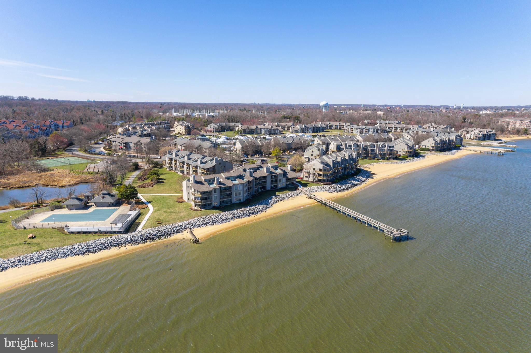 CHESAPEAKE HARBOUR - Residential
