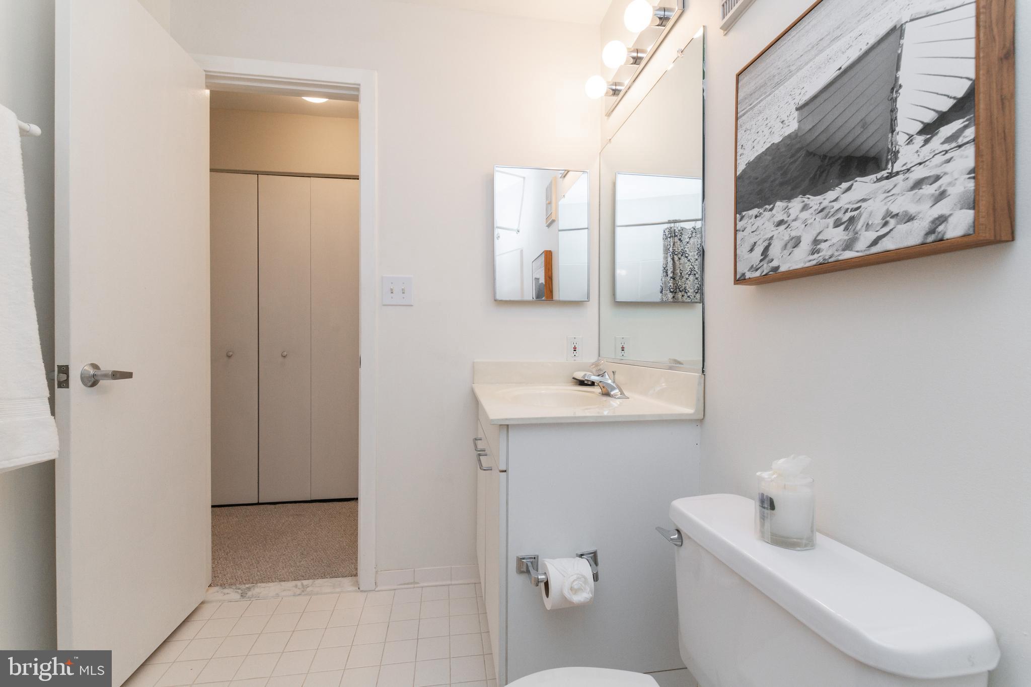 CHESAPEAKE HARBOUR - Residential