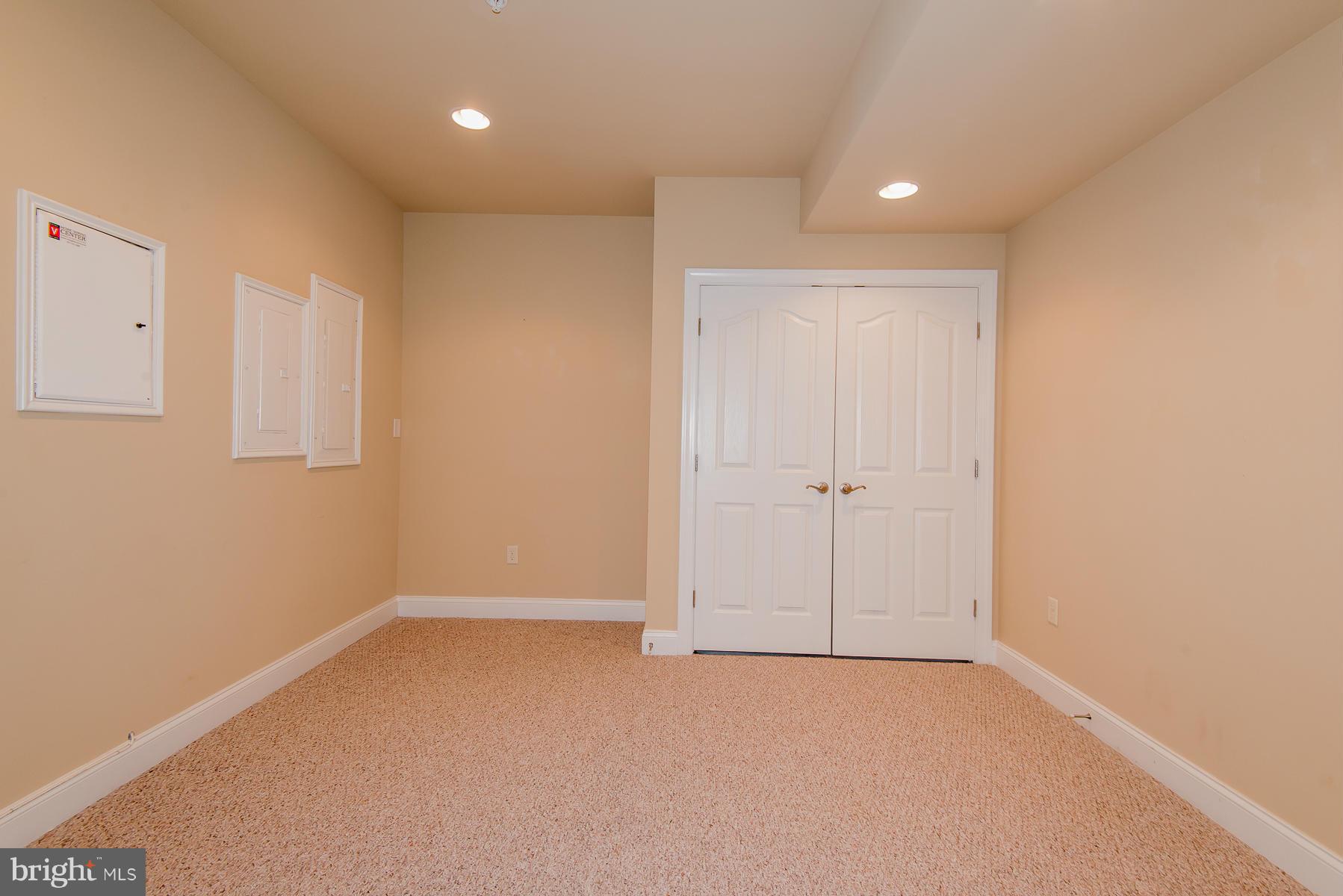 ENCLAVE AT ELLICOTT STATION - Residential