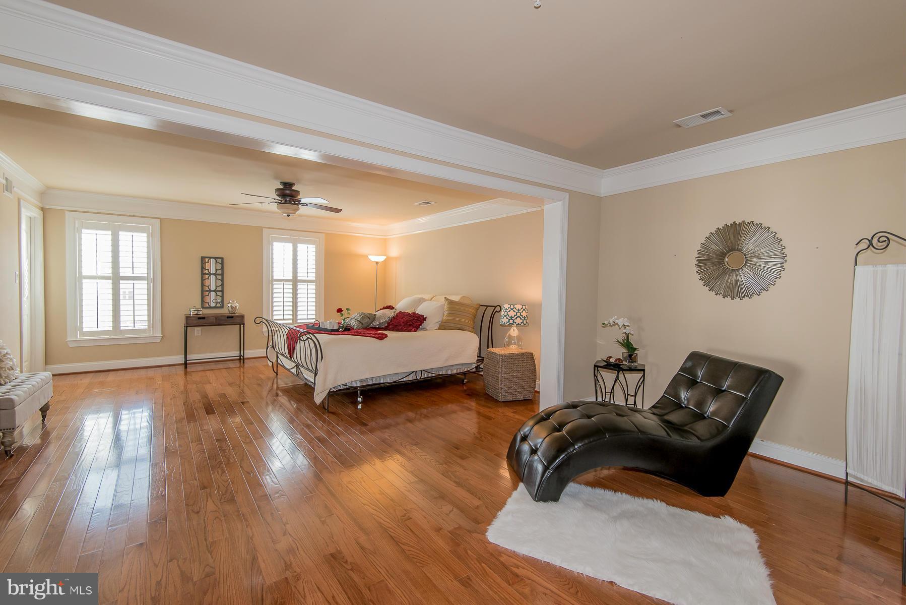 ENCLAVE AT ELLICOTT STATION - Residential