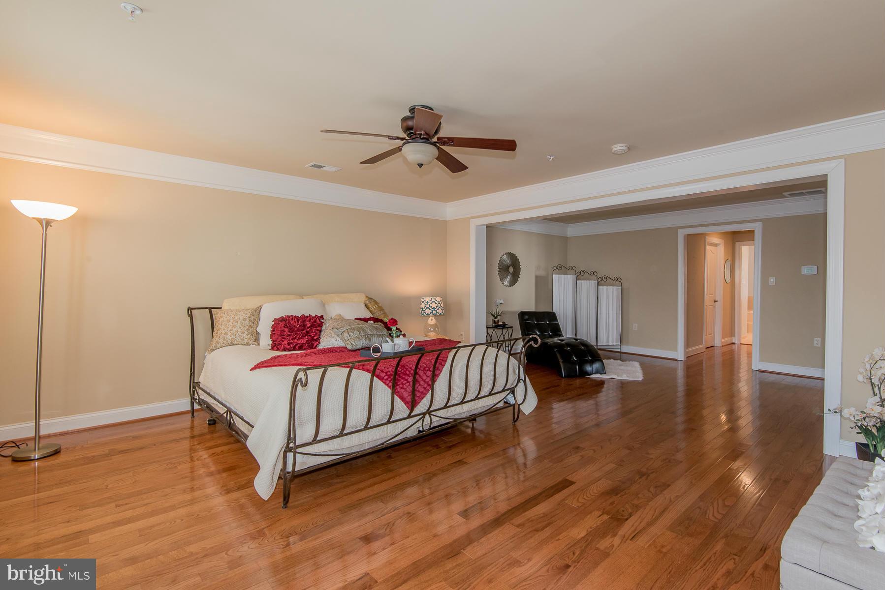 ENCLAVE AT ELLICOTT STATION - Residential