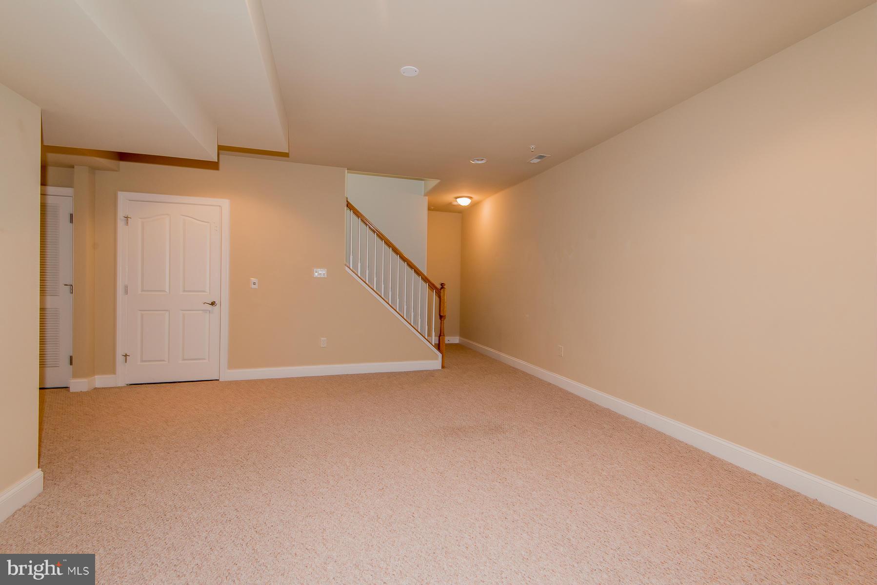 ENCLAVE AT ELLICOTT STATION - Residential