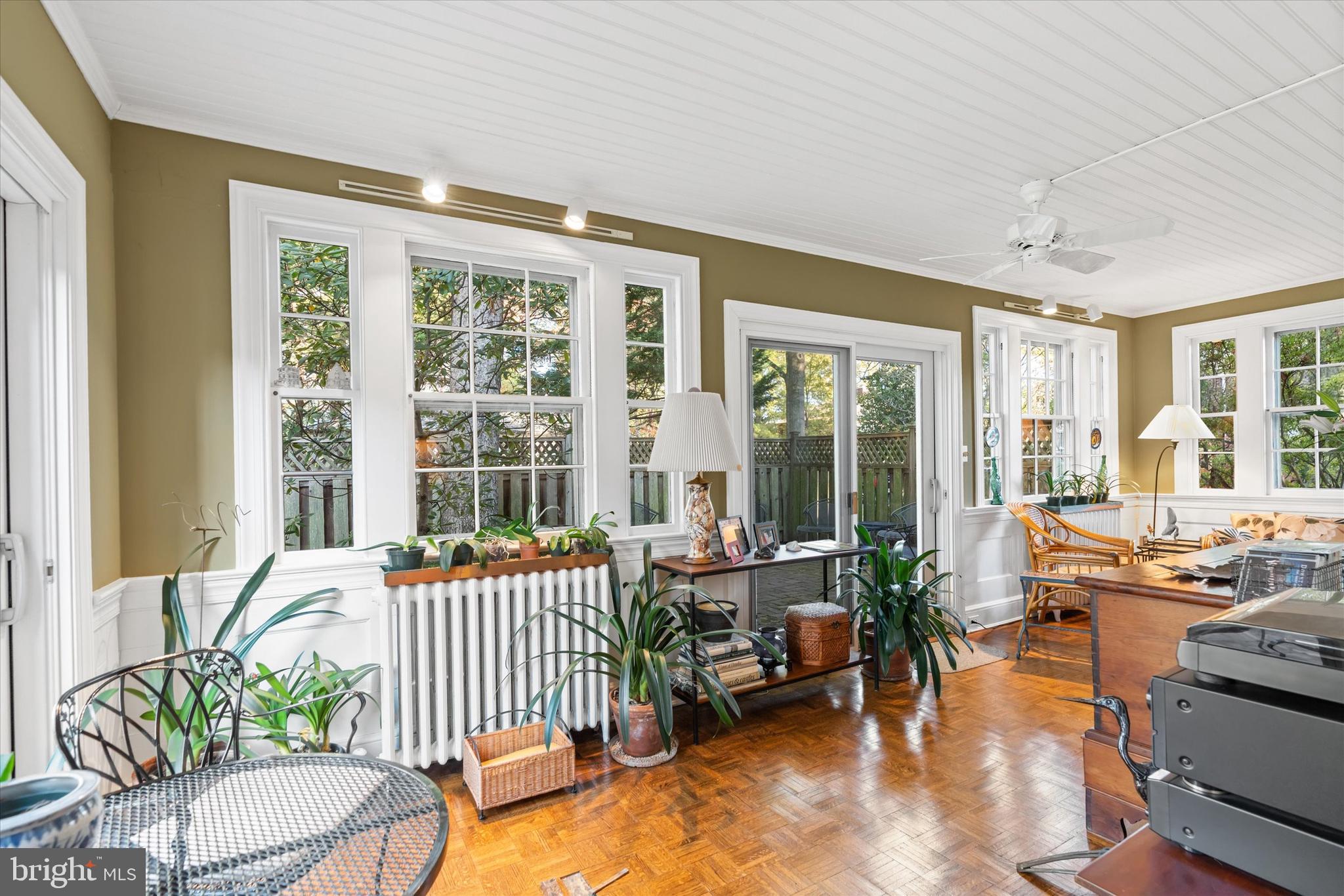 WAWASET PARK - Residential