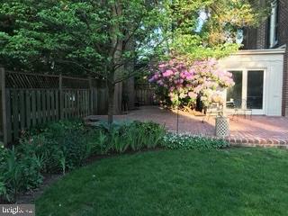 WAWASET PARK - Residential