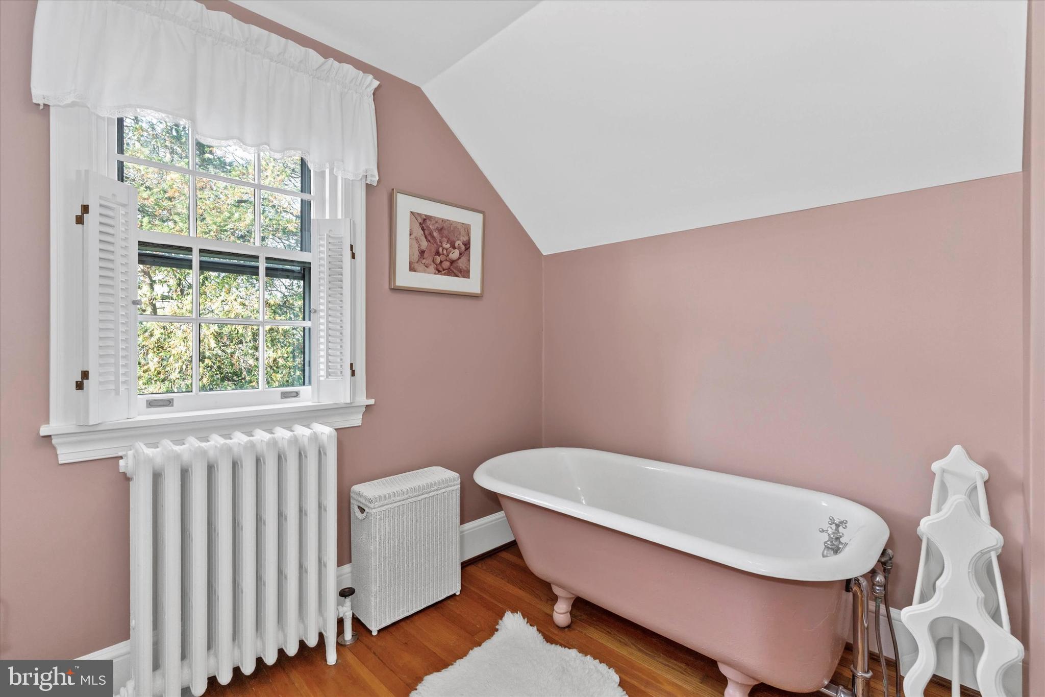 WAWASET PARK - Residential