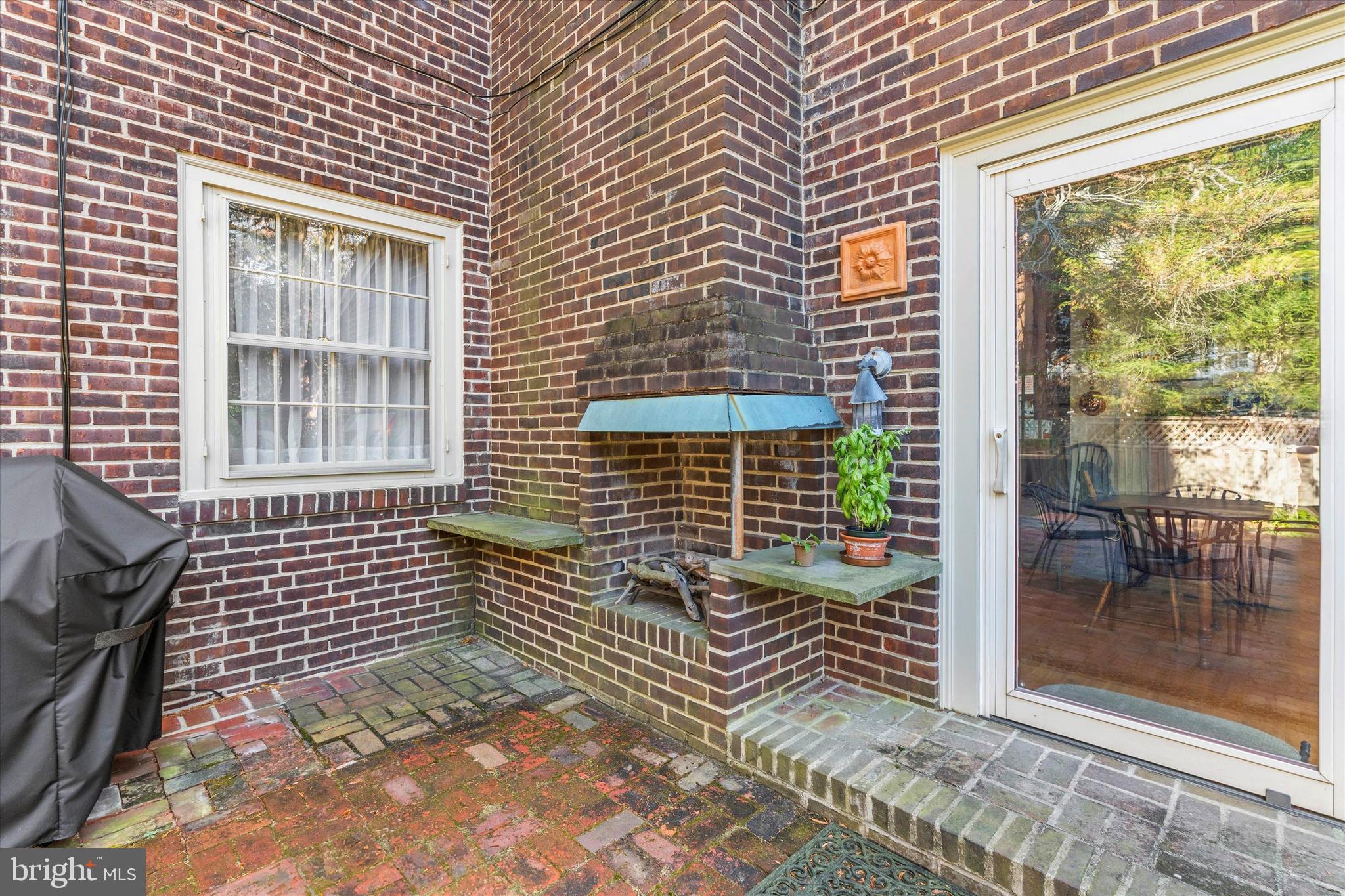 WAWASET PARK - Residential