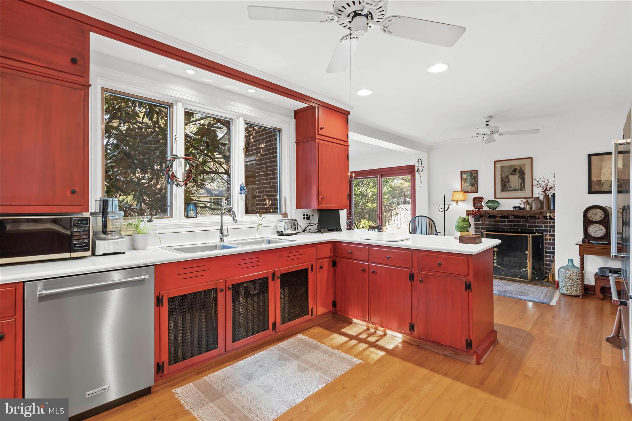 WAWASET PARK - Residential