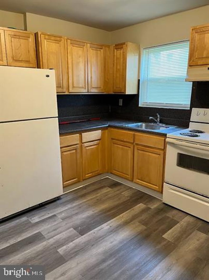 24 units located in Chester, PA. The unit mix is strong, with 22 two bedroom units and 2 one bedroom units. The Property is currently 100% leased with tenants paying all electric. Residents benefit from an excellent location and convenient access to major highways including I95, as well as public transportation. The property is within walking distance to several bus lines as well as the SEPTA Highland Avenue train station. The surrounding area has gathered strength from ongoing and recent development including nearby PPL Park, home of Philadelphia"s soccer franchise, the Union, and Harrah"s Philadelphia Casino and Racetrack.
Do not approach tenants or discuss sale at the property.