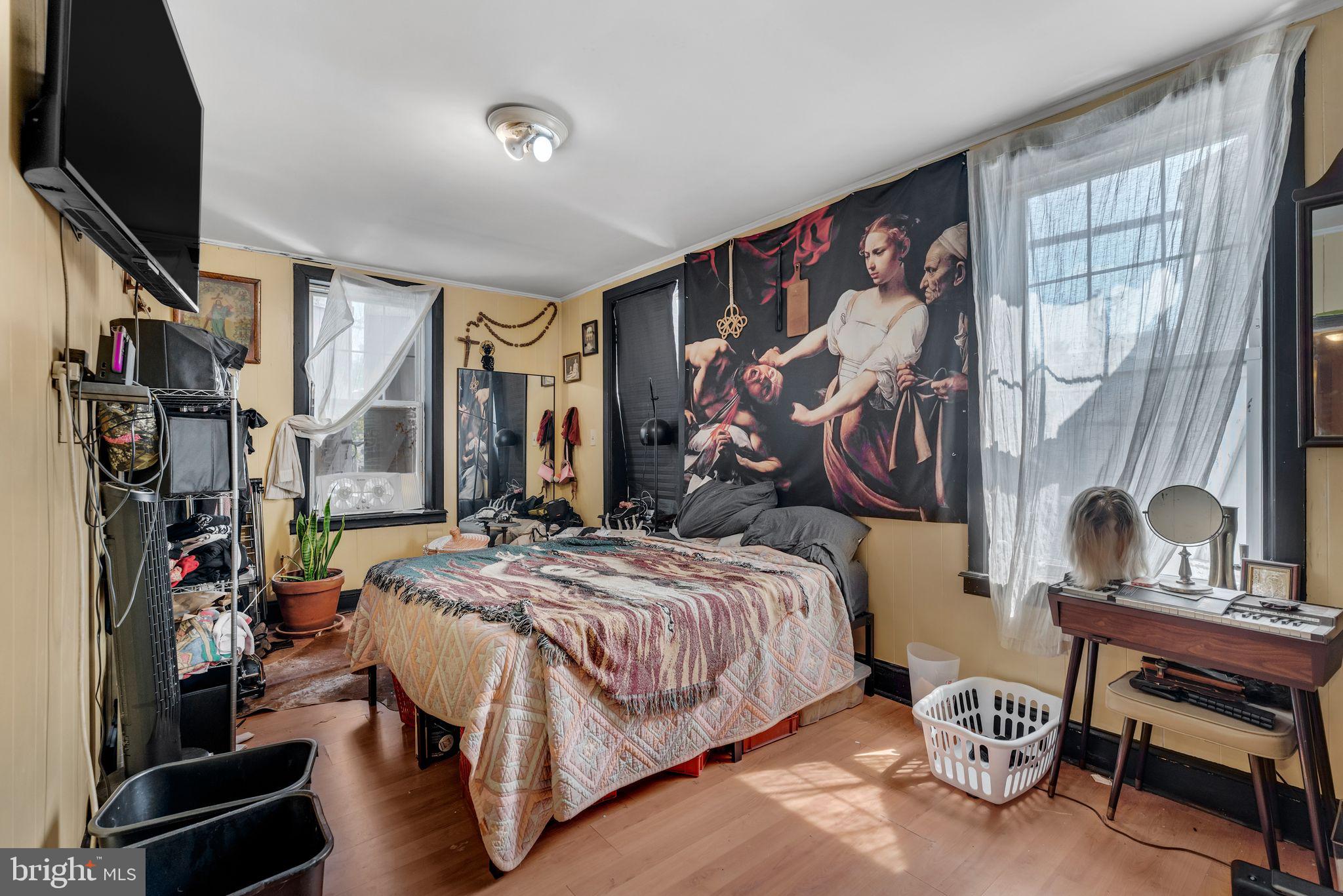 POINT BREEZE - Residential