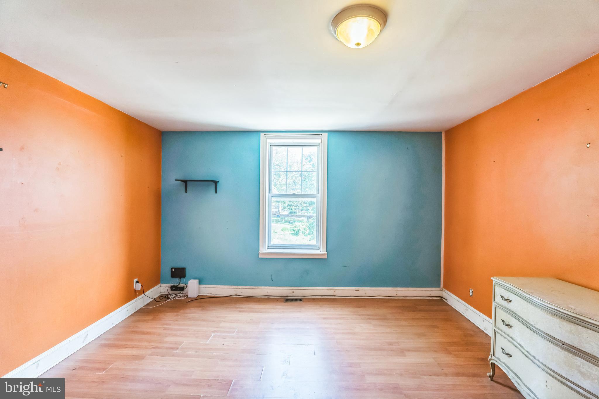 POINT BREEZE - Residential