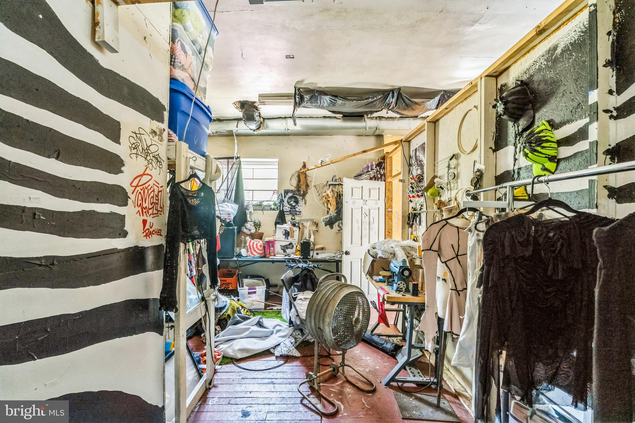 POINT BREEZE - Residential