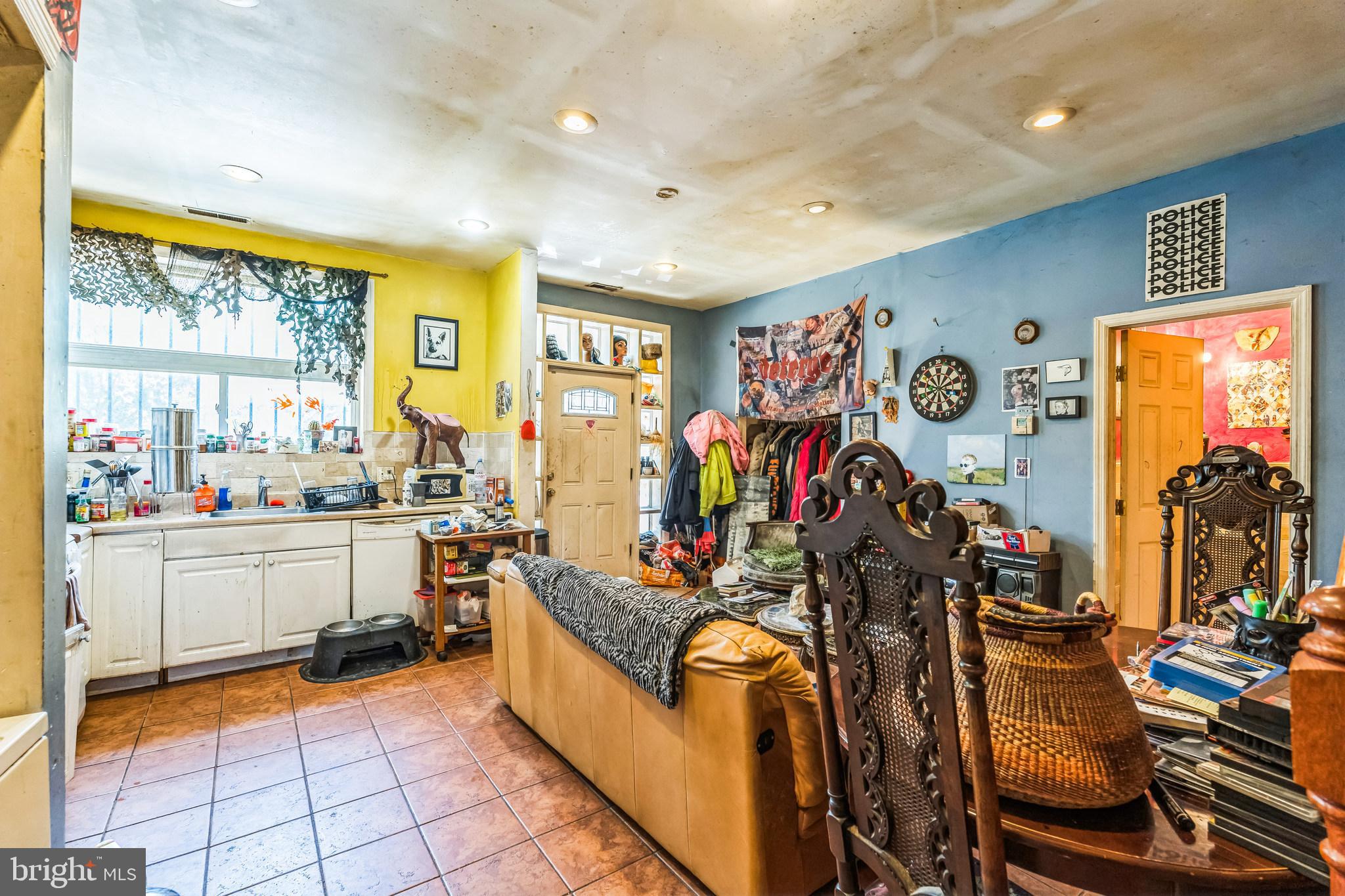 POINT BREEZE - Residential