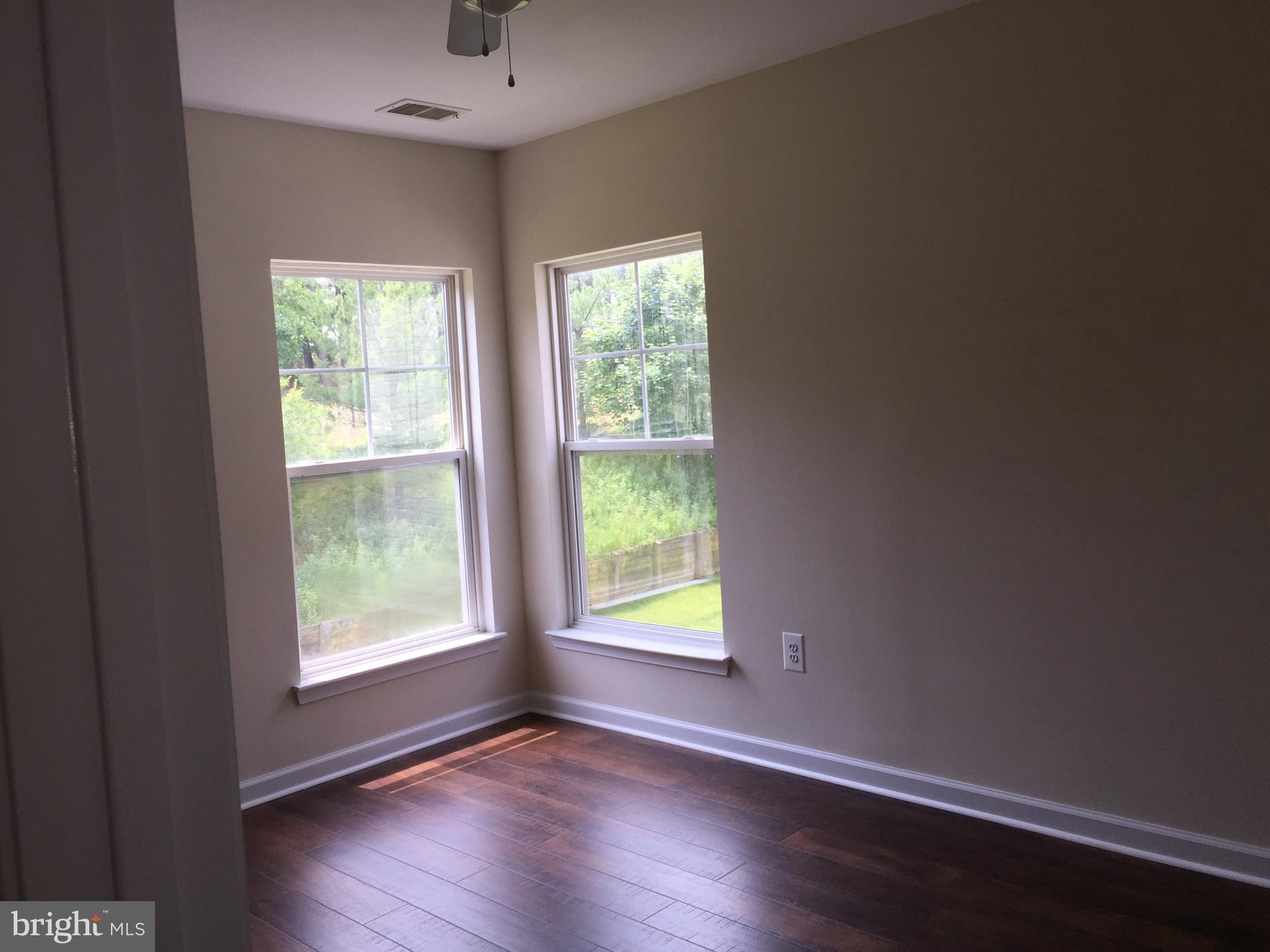 SEVEN OAKS - Residential Lease