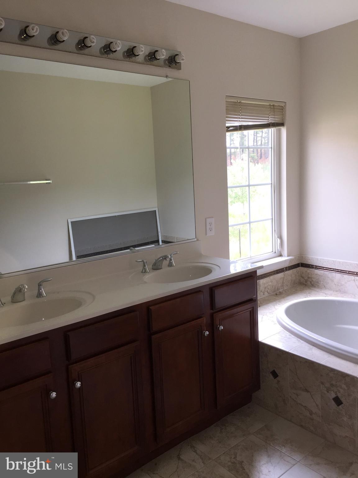 SEVEN OAKS - Residential Lease