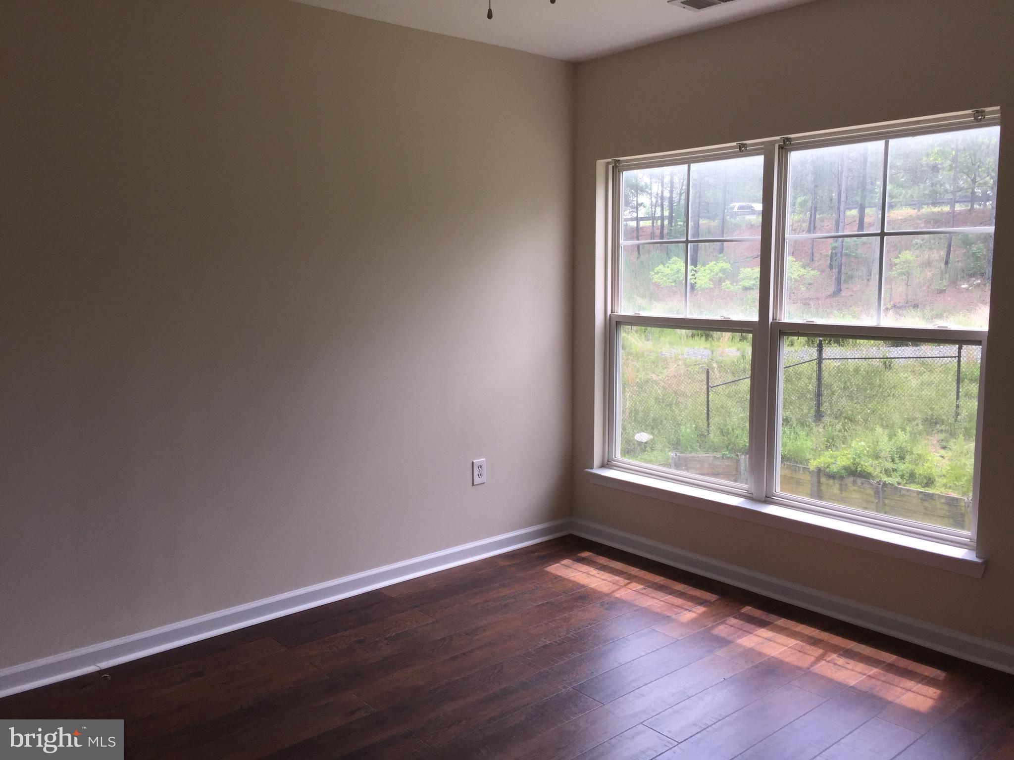 SEVEN OAKS - Residential Lease