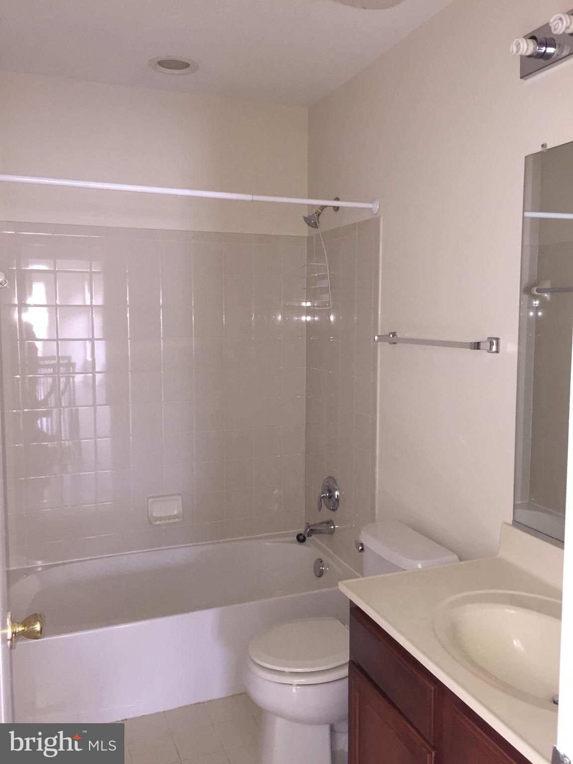 SEVEN OAKS - Residential Lease