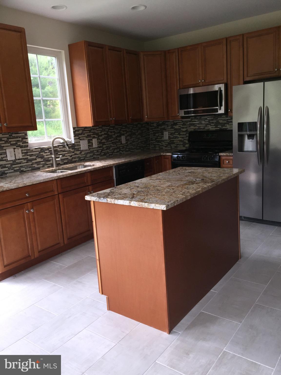 SEVEN OAKS - Residential Lease