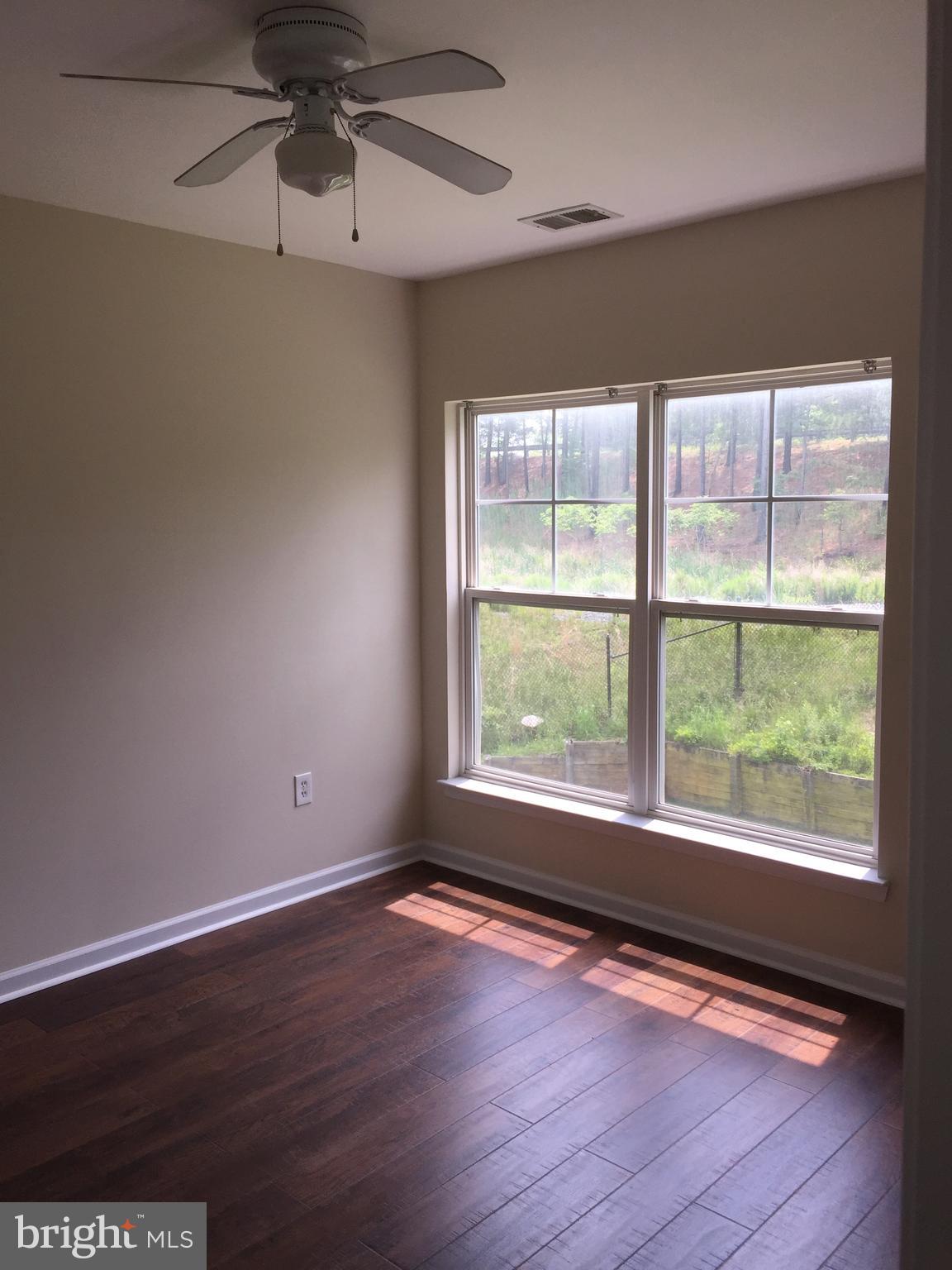 SEVEN OAKS - Residential Lease