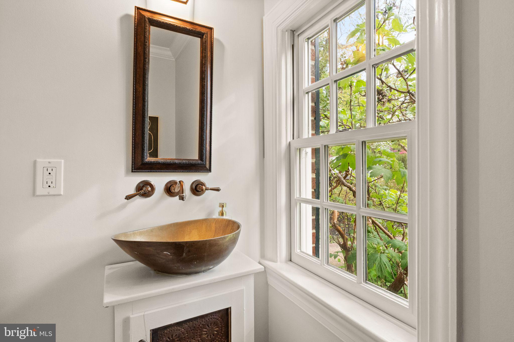 BEVERLY HILLS - Residential