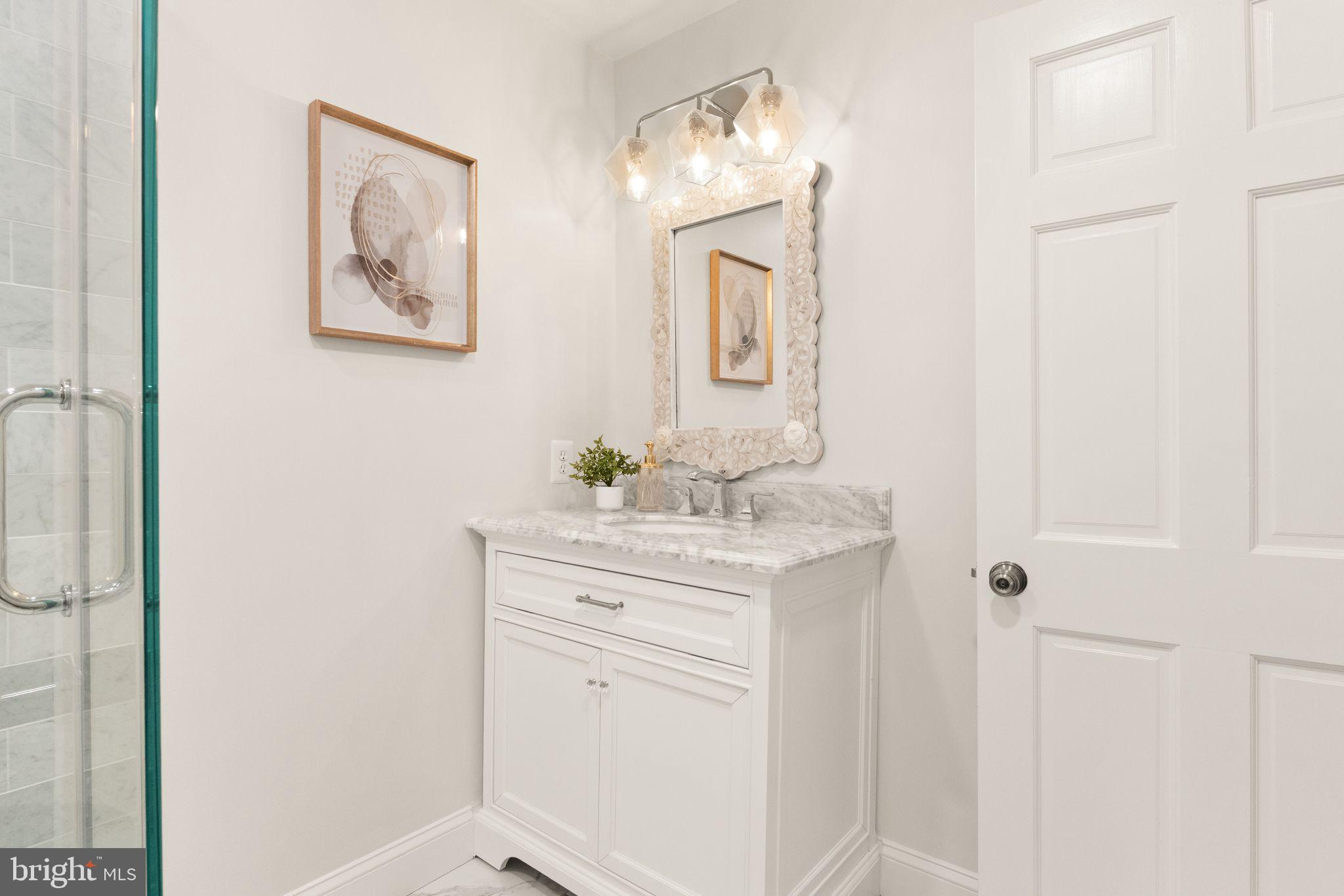 BEVERLY HILLS - Residential