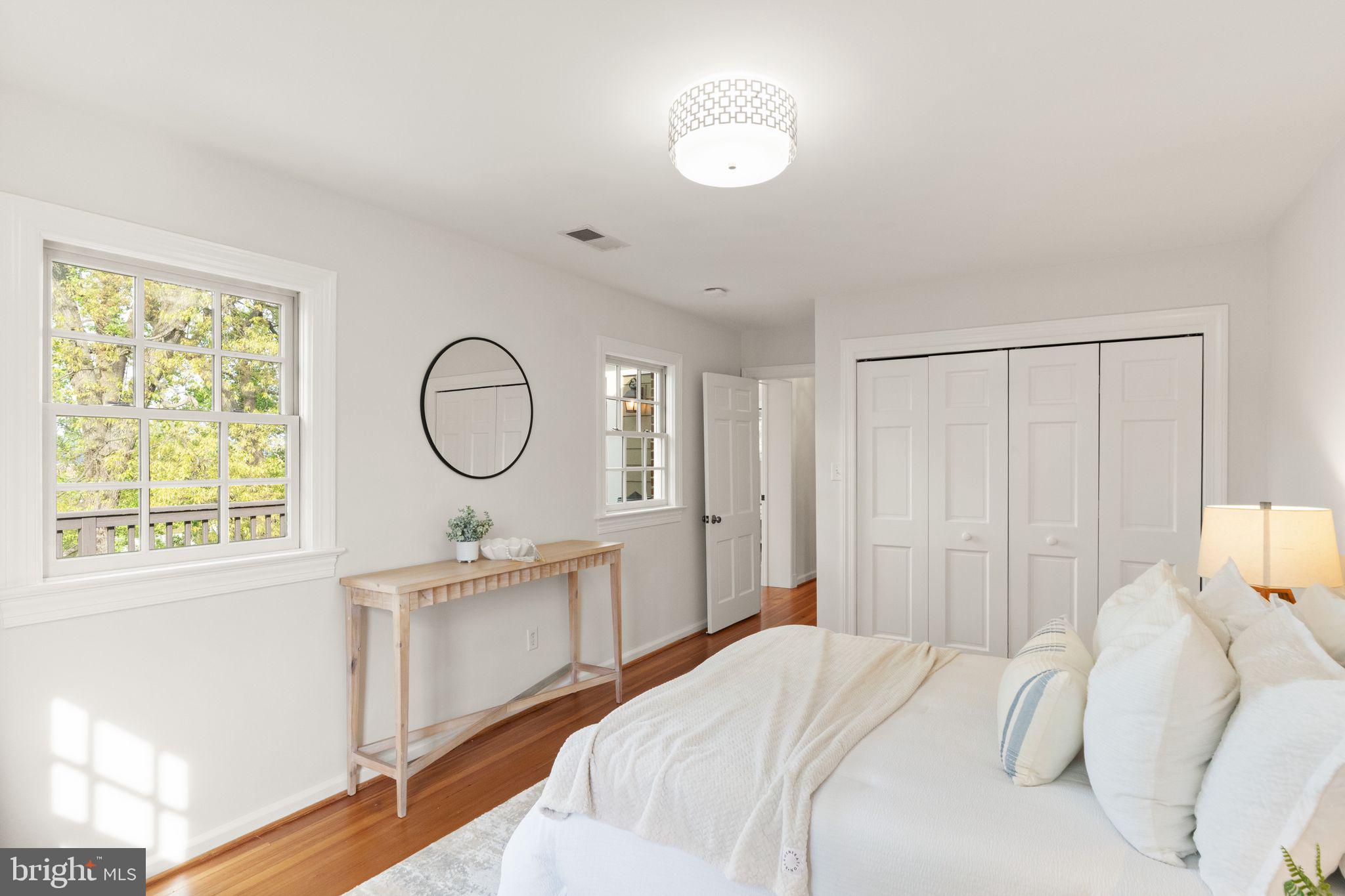 BEVERLY HILLS - Residential