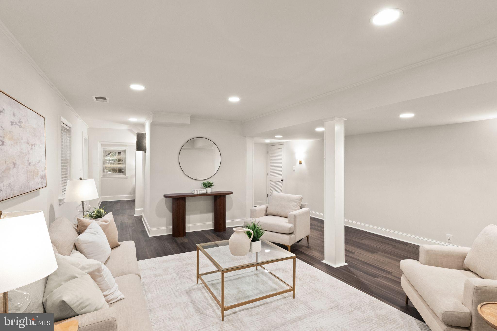 BEVERLY HILLS - Residential