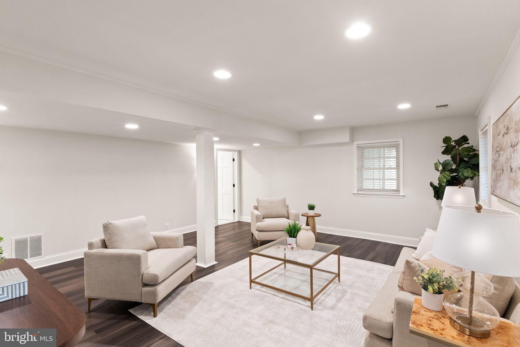 BEVERLY HILLS - Residential